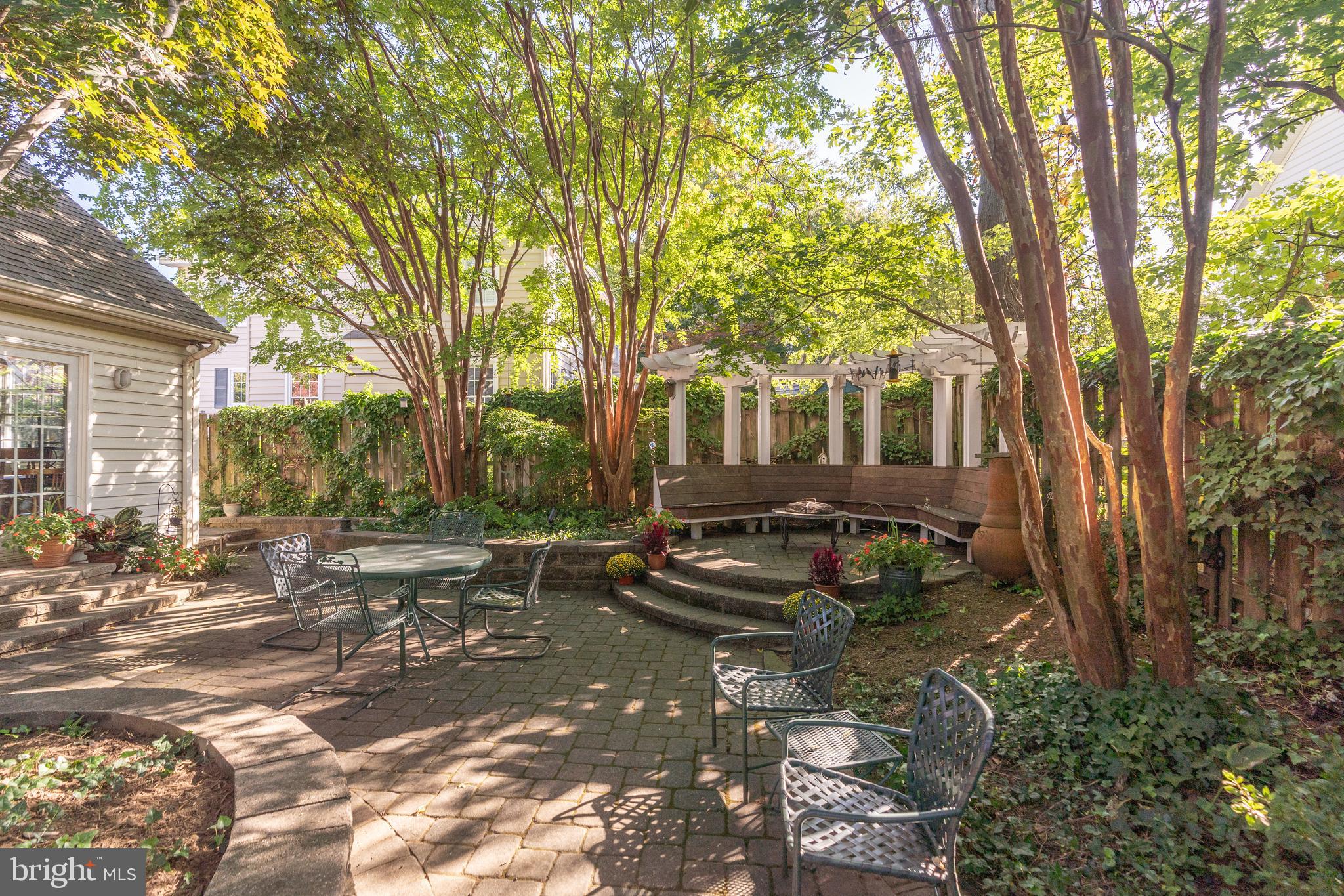 GLENBROOK VILLAGE - Residential