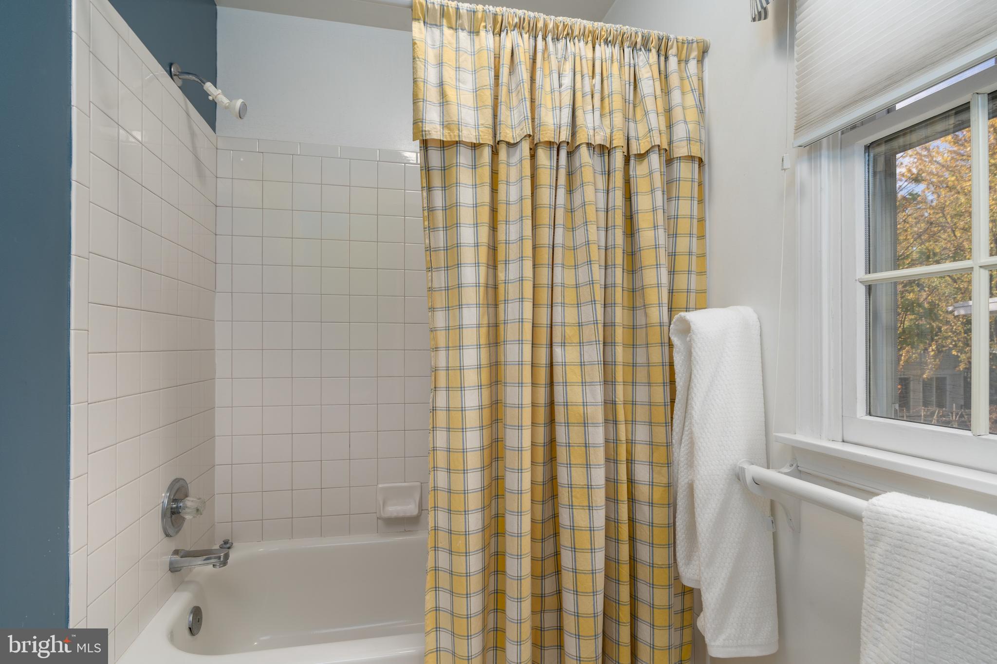 GLENBROOK VILLAGE - Residential