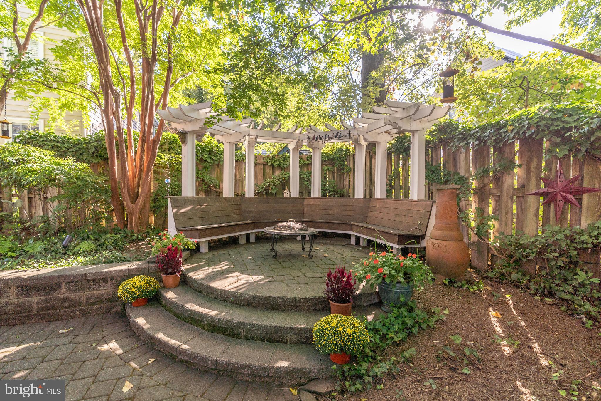 GLENBROOK VILLAGE - Residential