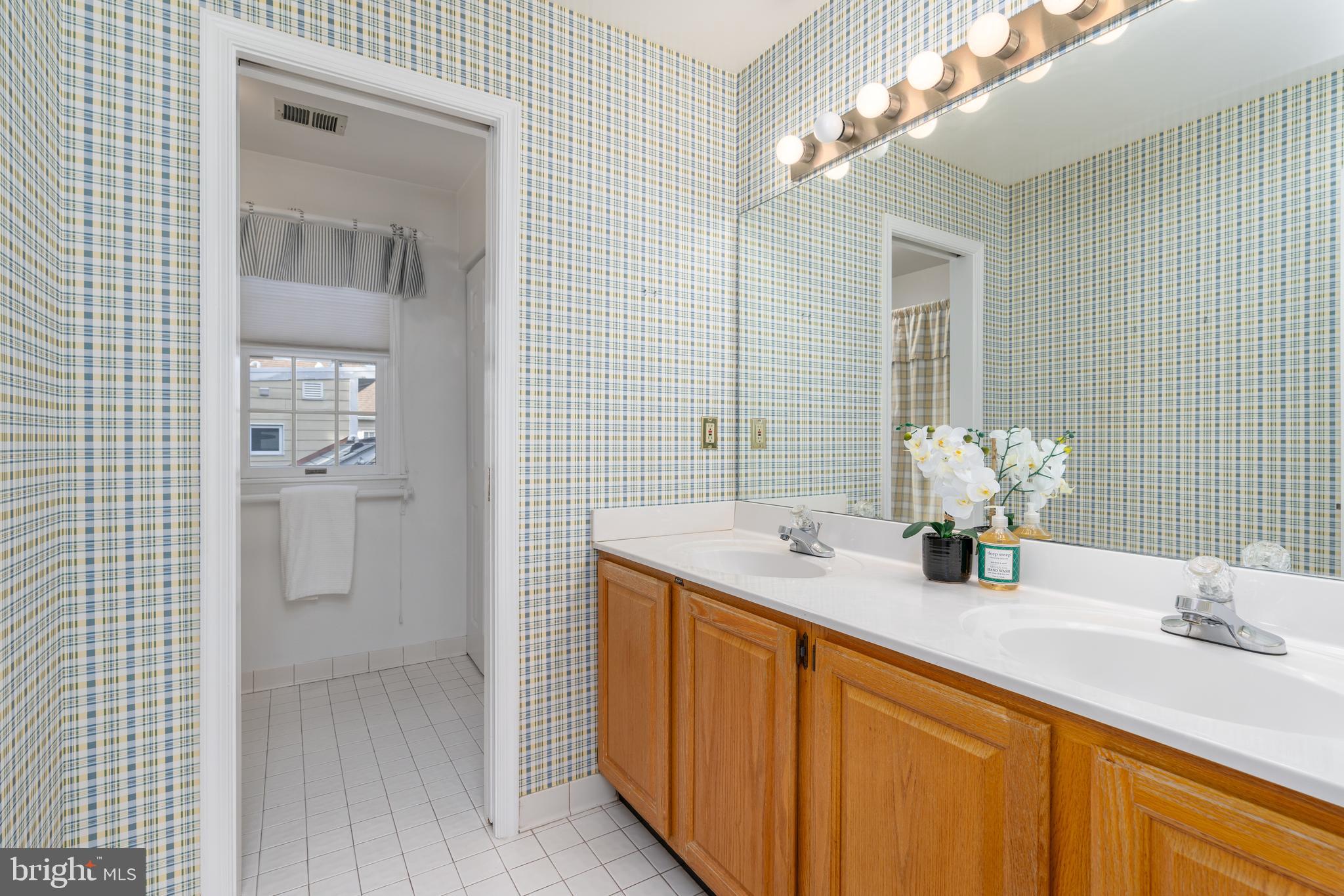 GLENBROOK VILLAGE - Residential