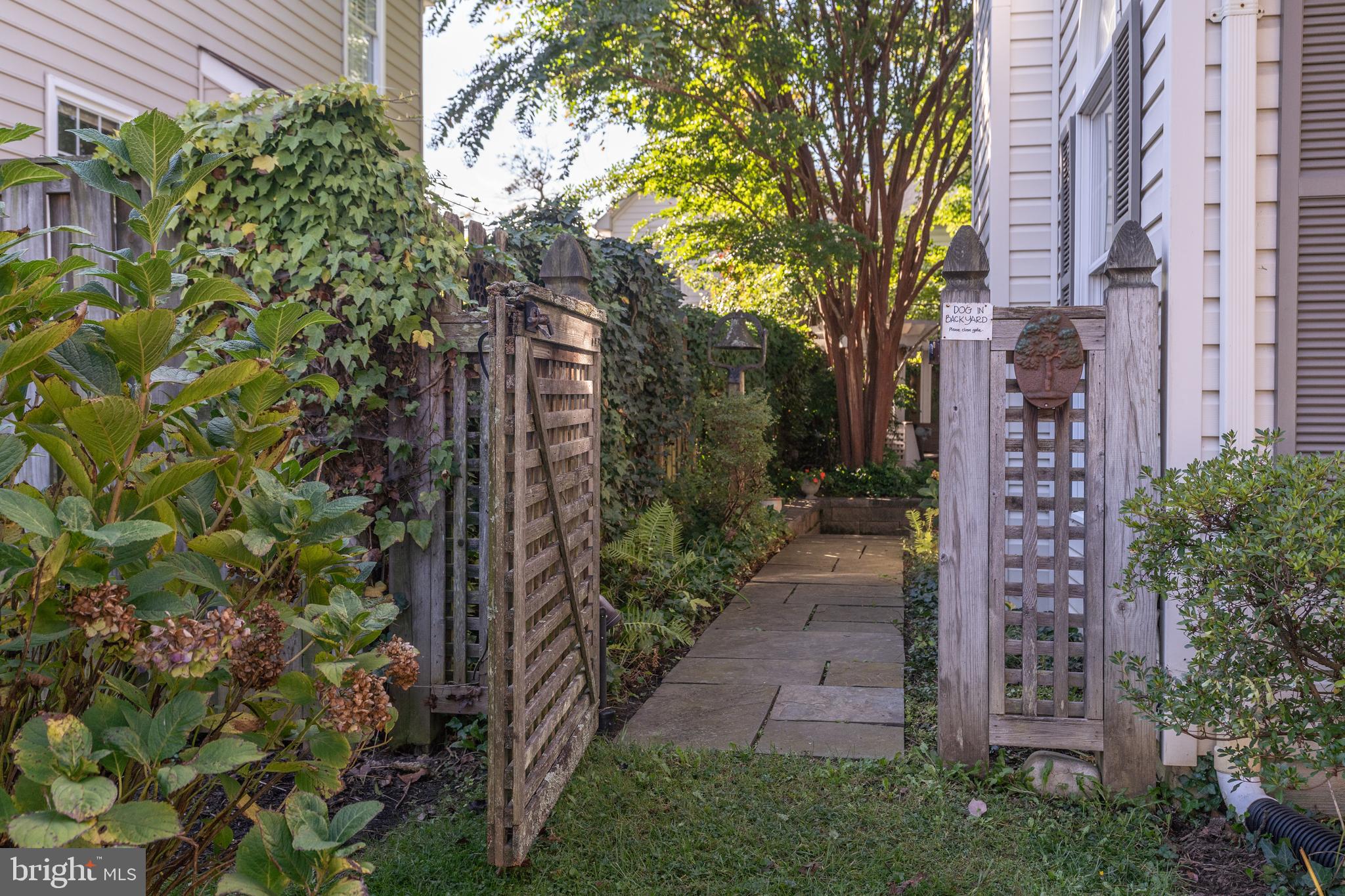 GLENBROOK VILLAGE - Residential