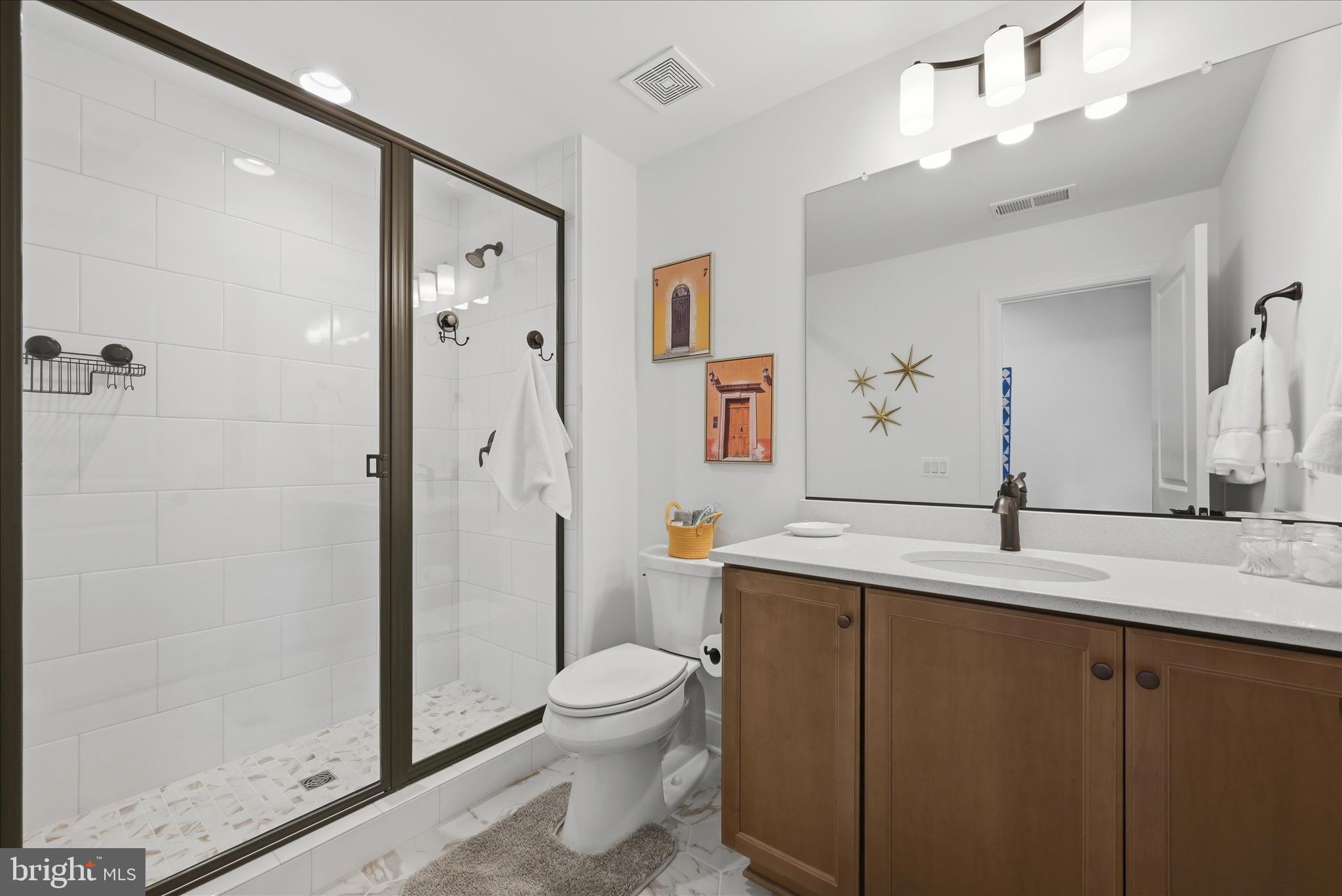 LAKE FREDERICK - Residential