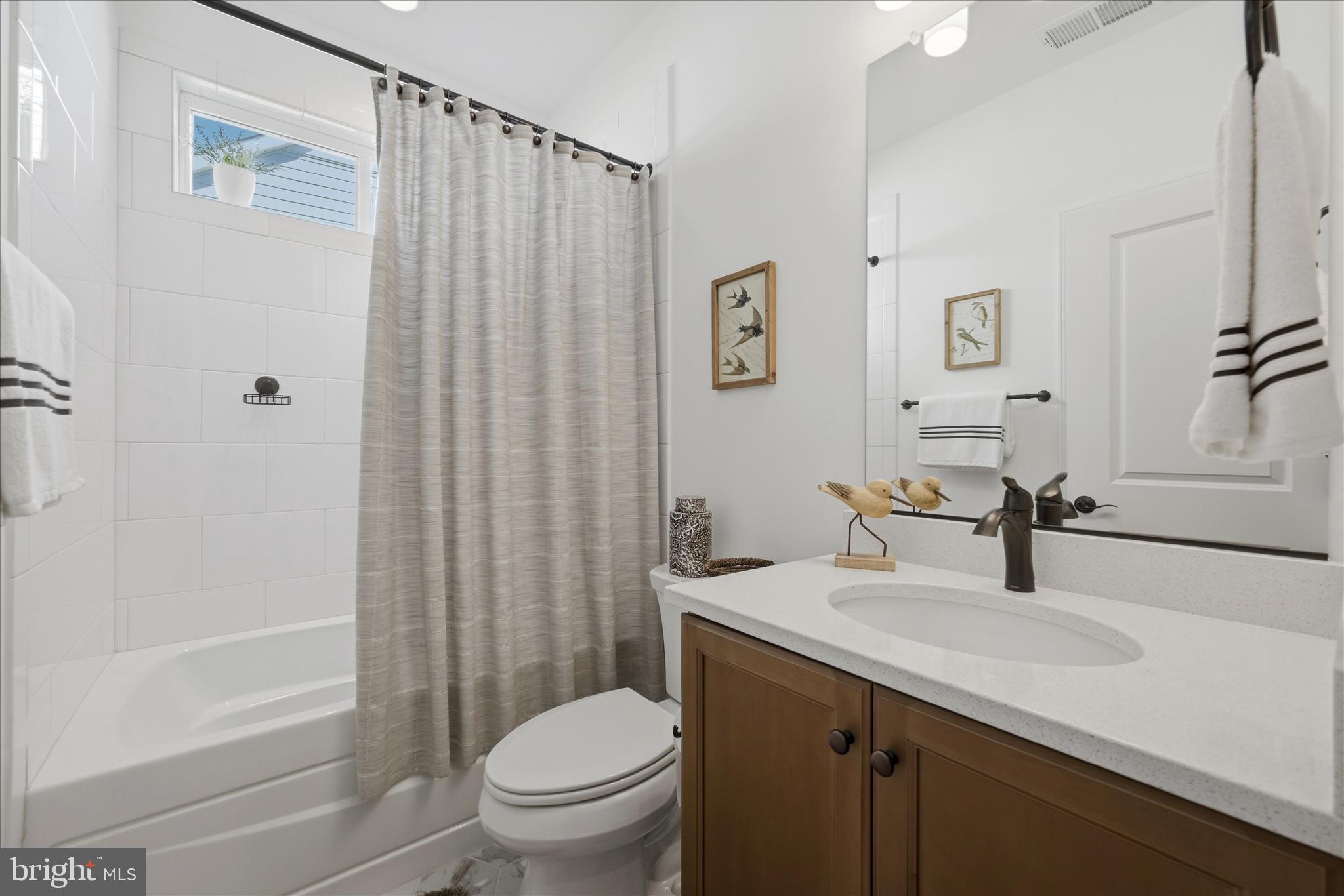 LAKE FREDERICK - Residential