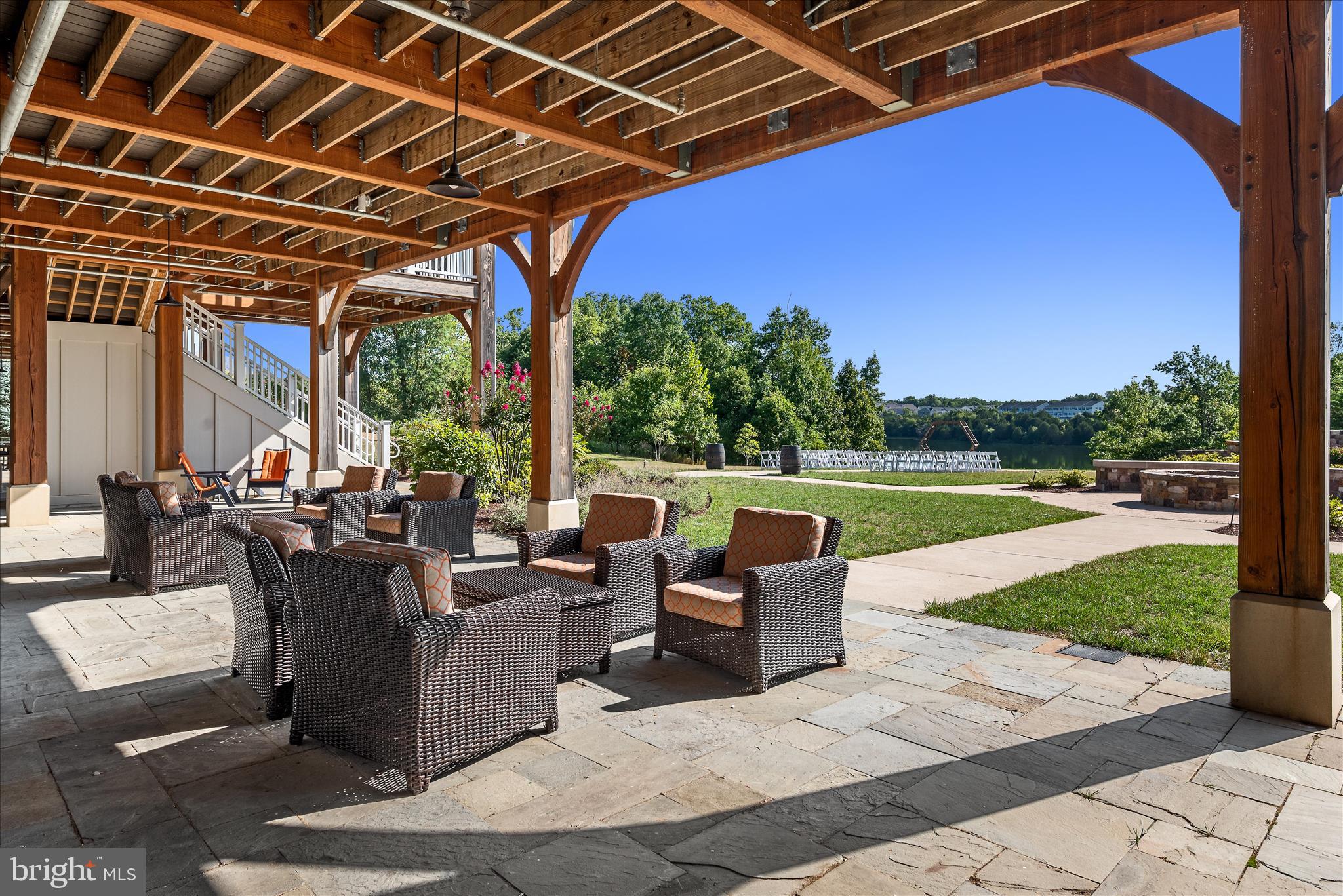 LAKE FREDERICK - Residential