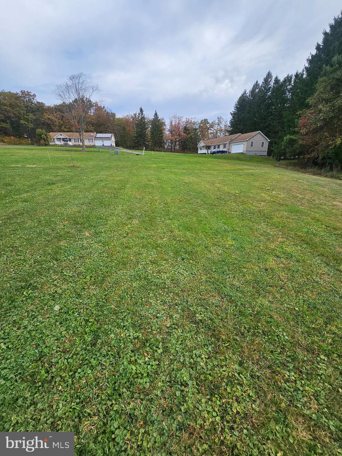 WEBERS CROSSING - Land