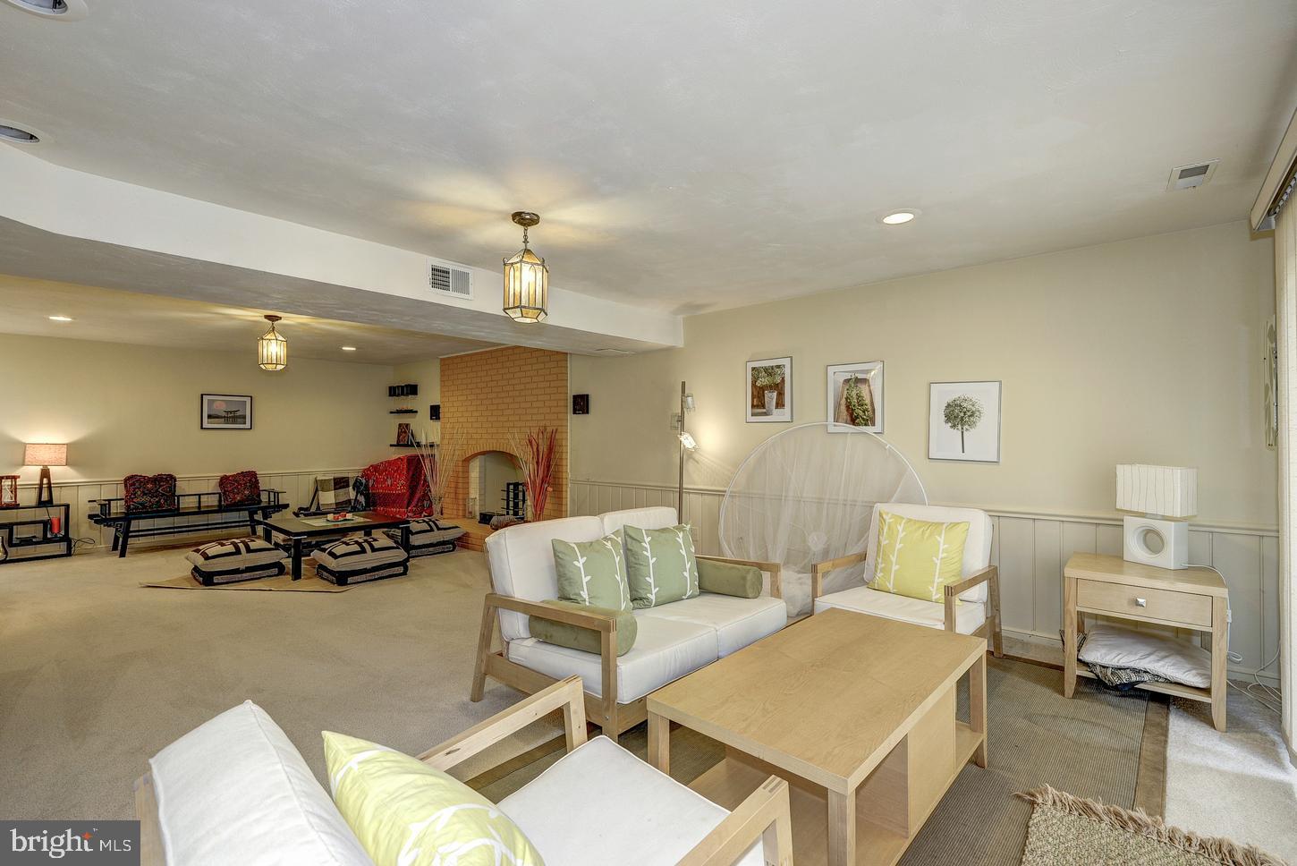 EVERMAY - Residential Lease