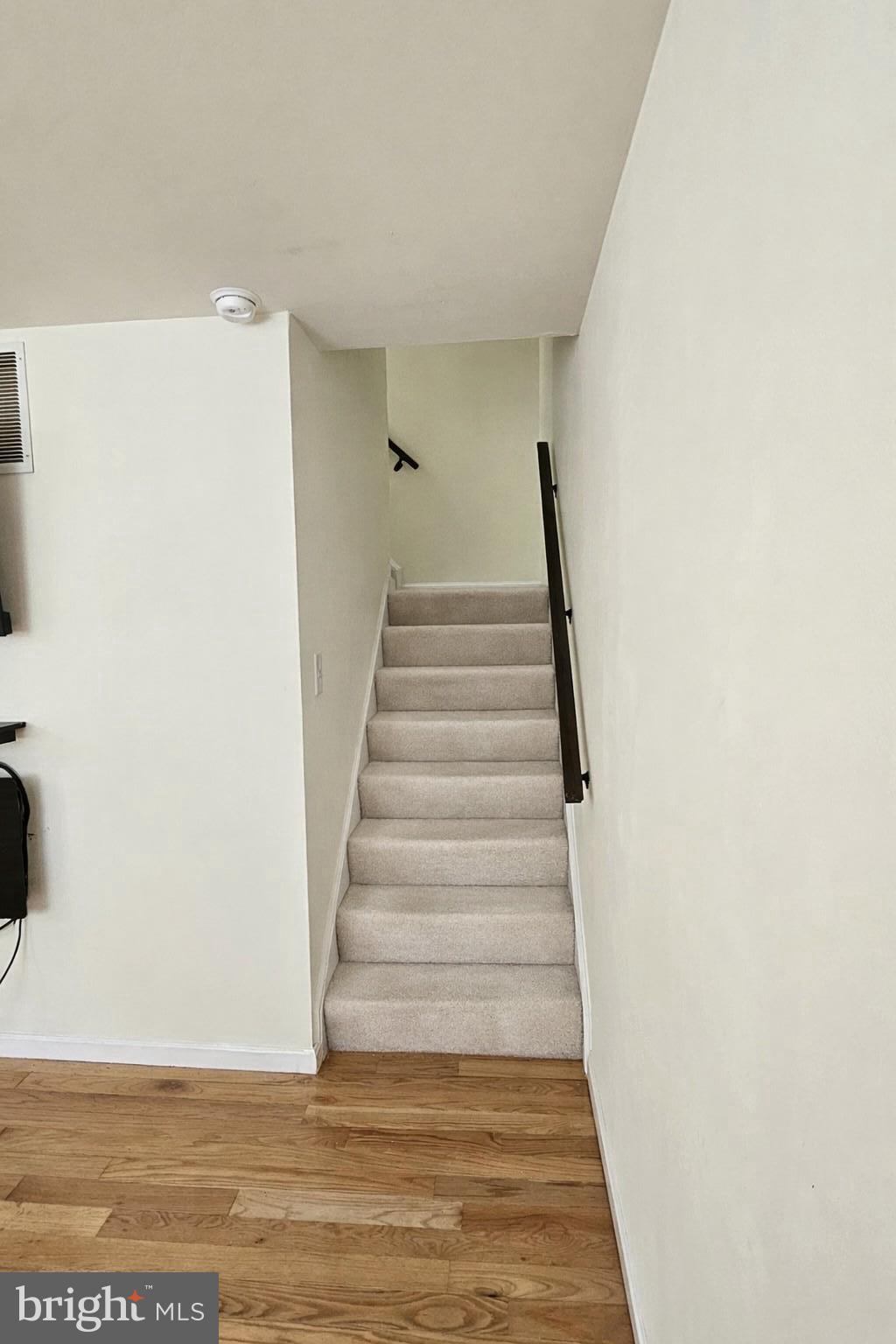 WHISKEY BOTTOM - Residential