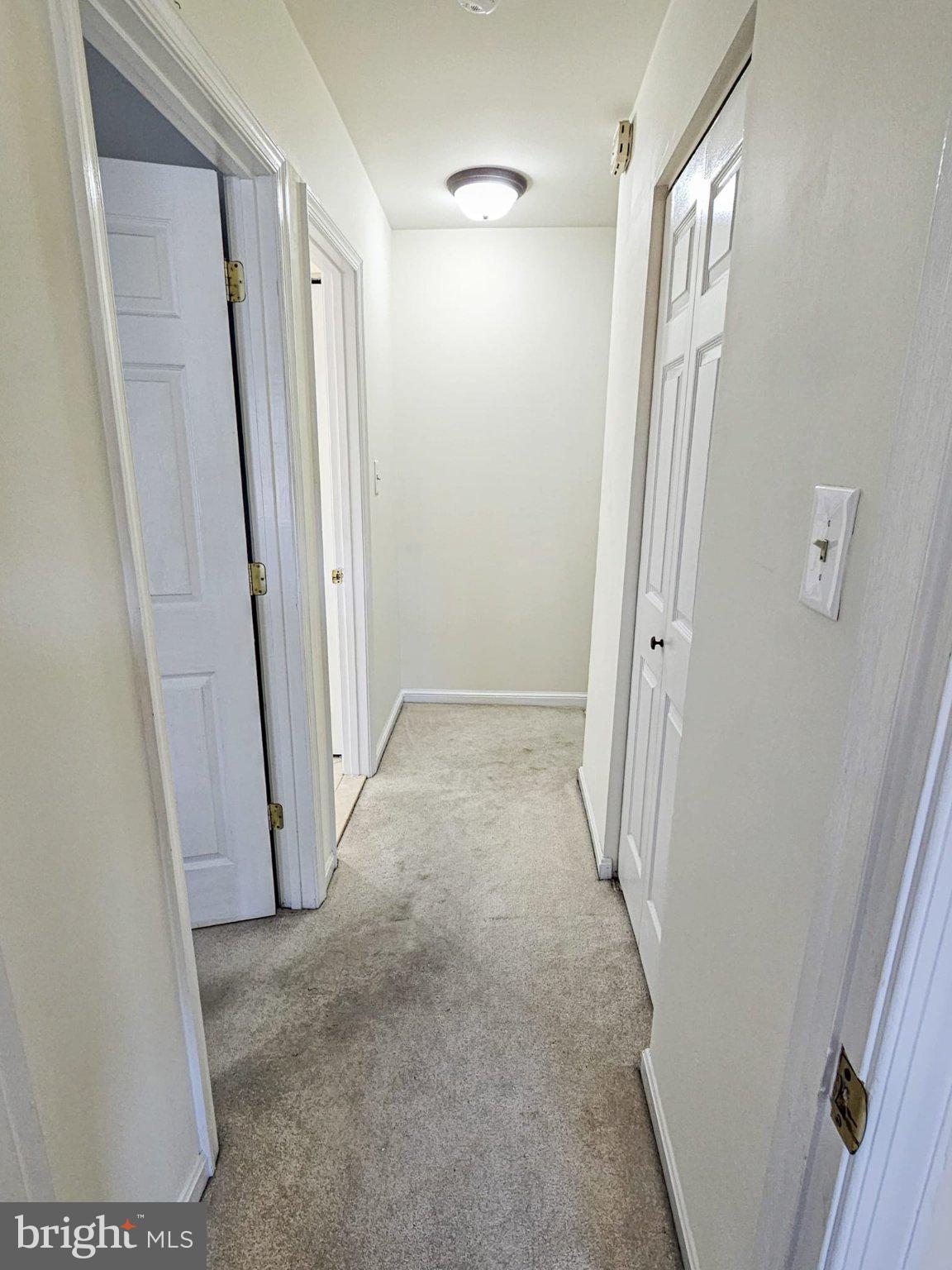 WHISKEY BOTTOM - Residential