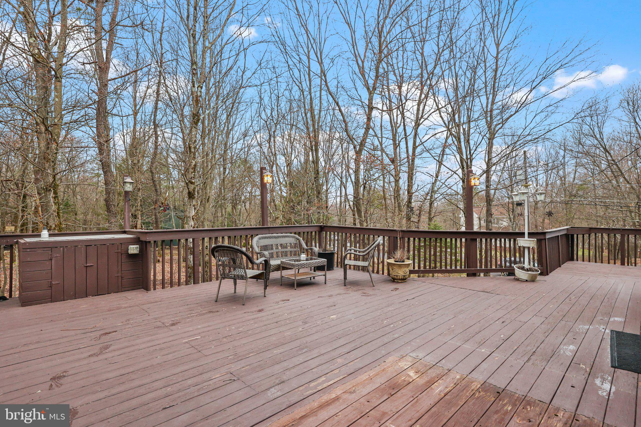 TOWAMENSING TRAILS - Residential