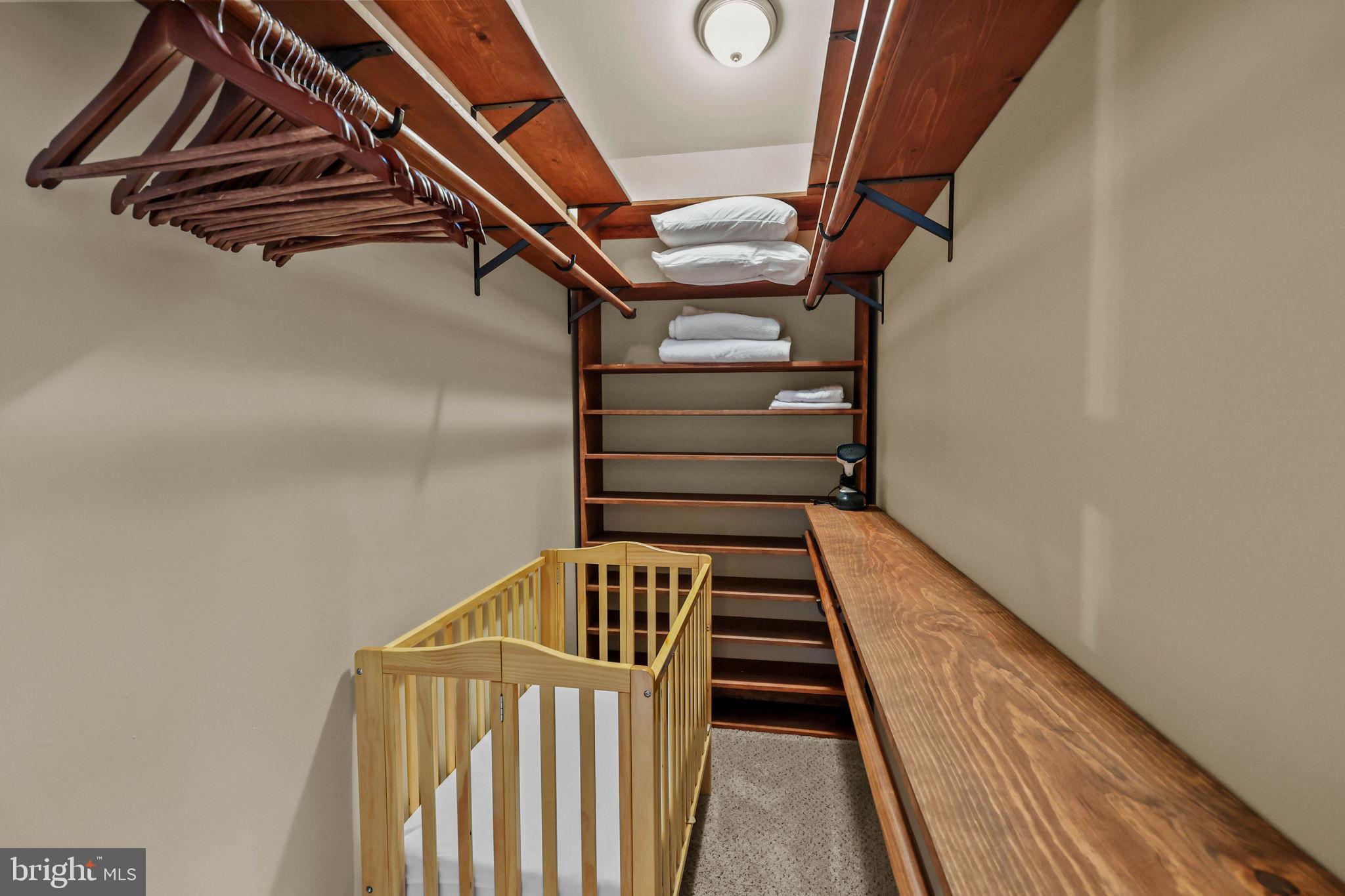 TOWAMENSING TRAILS - Residential