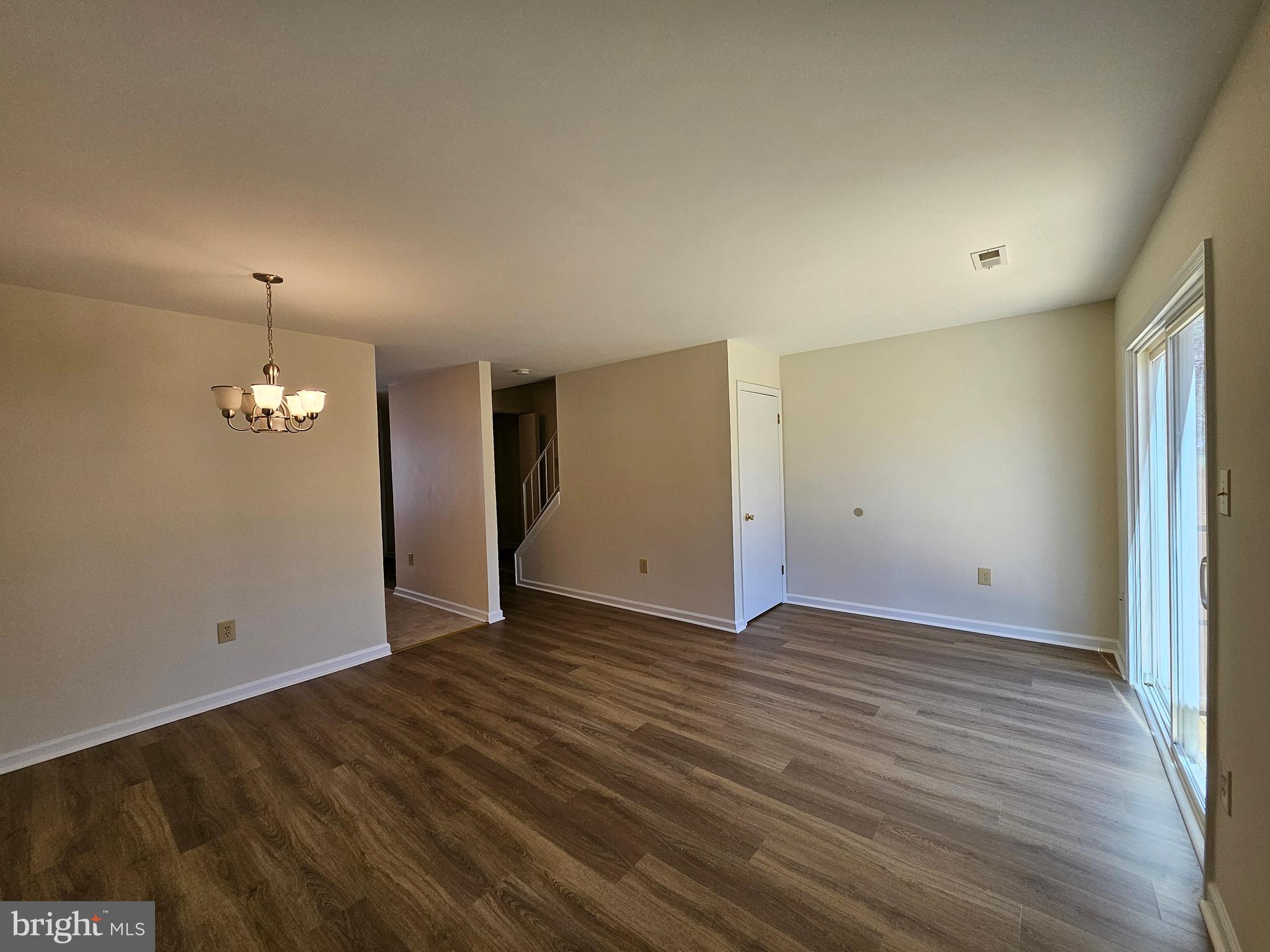 VALLEY STATION - Residential