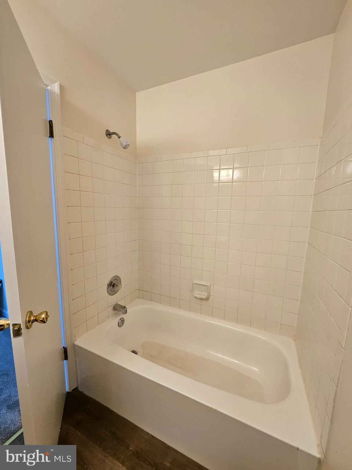 VALLEY STATION - Residential