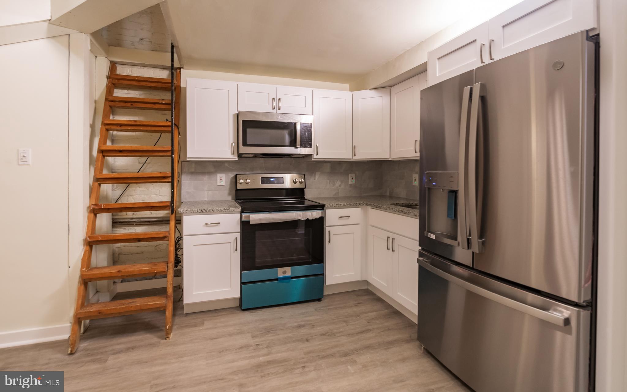 GRADUATE HOSPITAL - Residential Lease