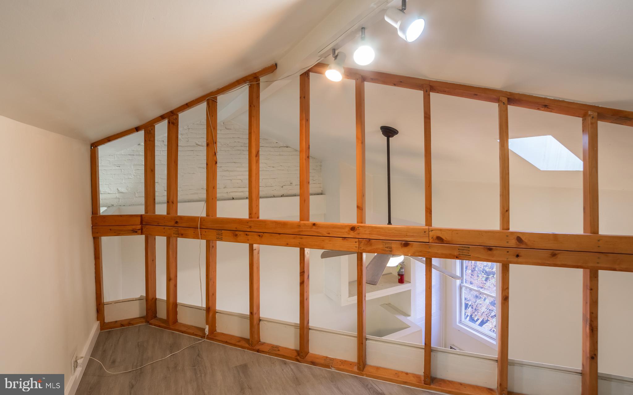 GRADUATE HOSPITAL - Residential Lease