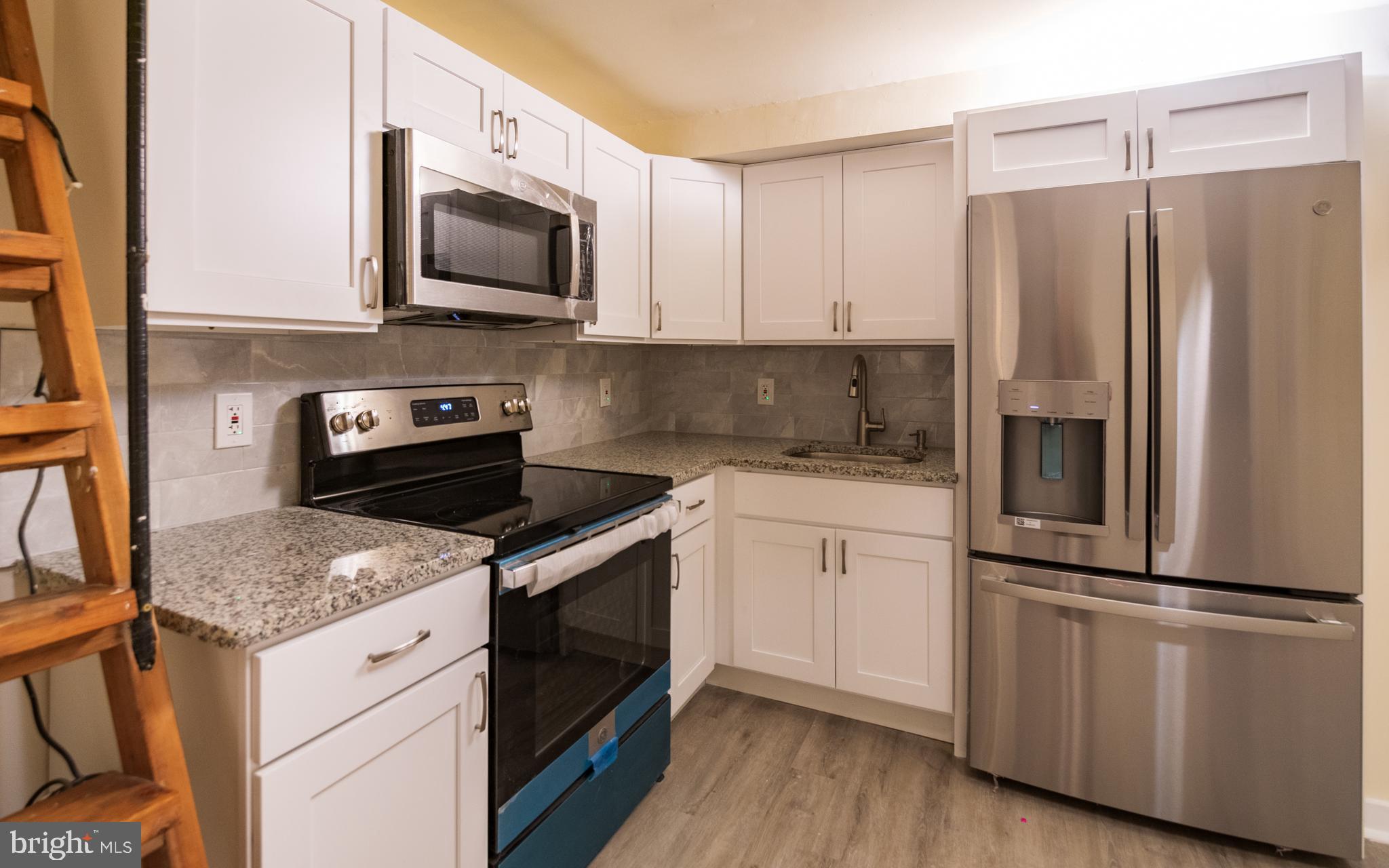 GRADUATE HOSPITAL - Residential Lease