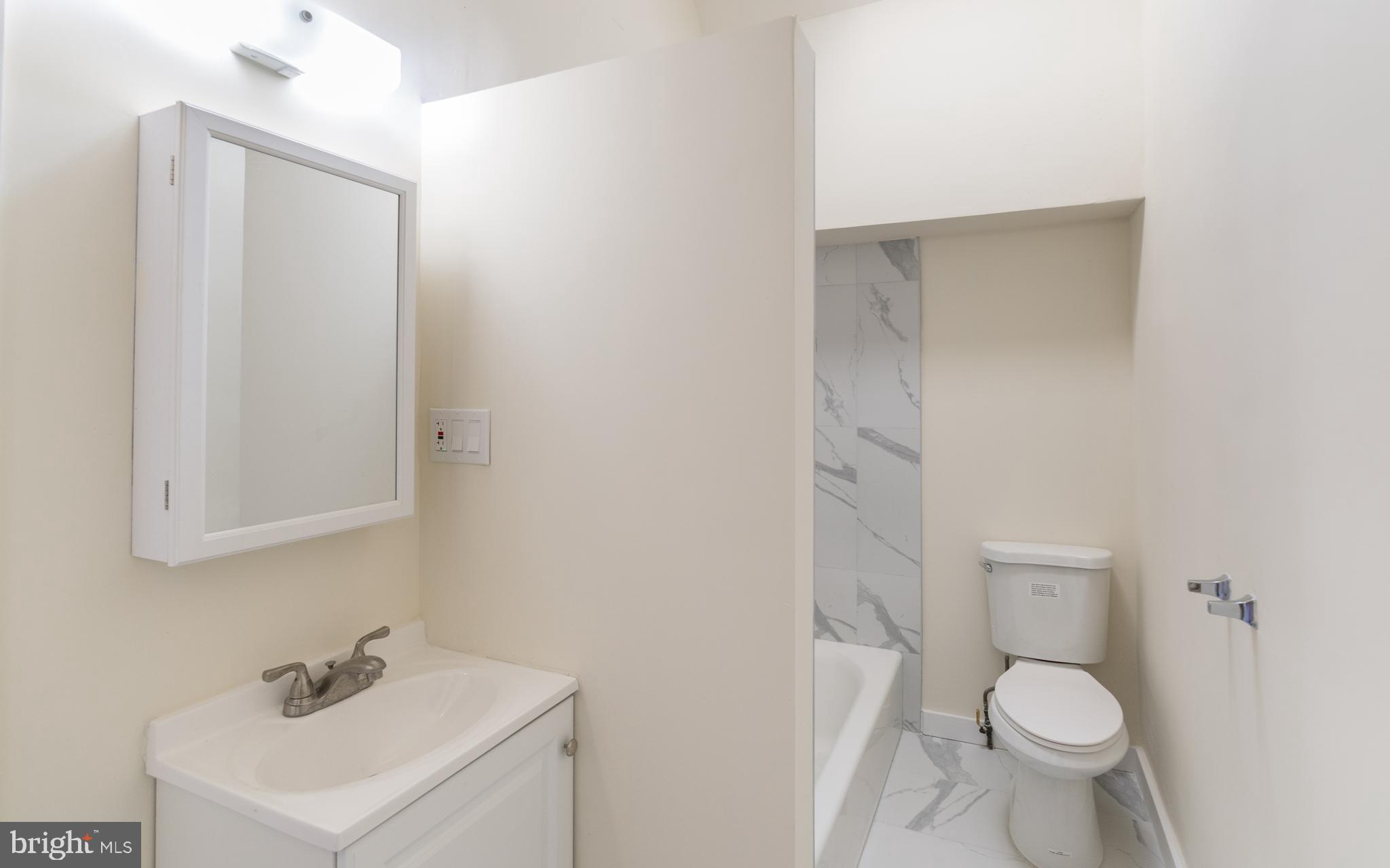 GRADUATE HOSPITAL - Residential Lease