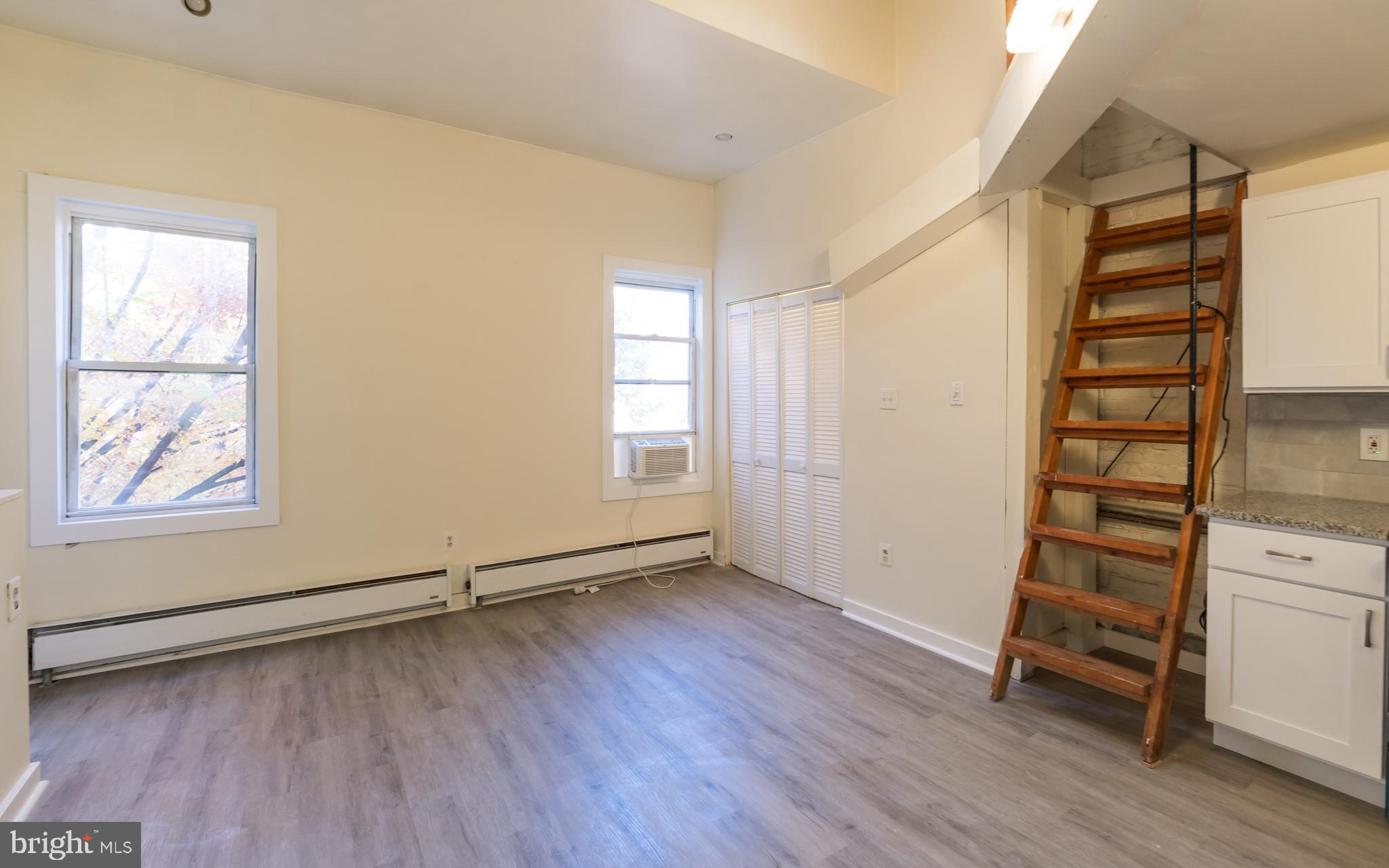 GRADUATE HOSPITAL - Residential Lease