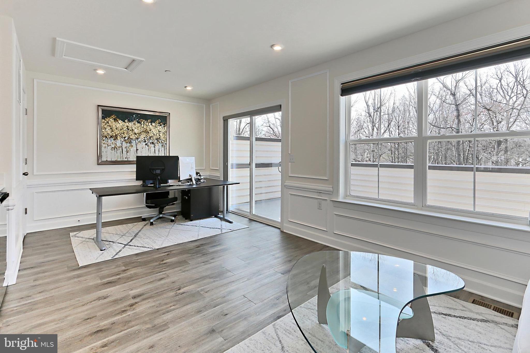 THE TOWNS AT PENDER OAKS - Residential