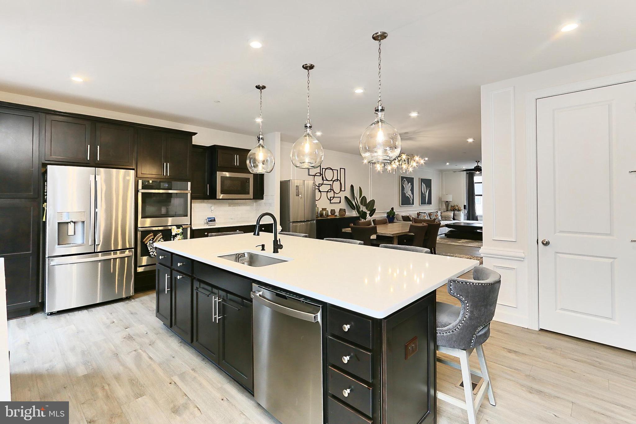 THE TOWNS AT PENDER OAKS - Residential