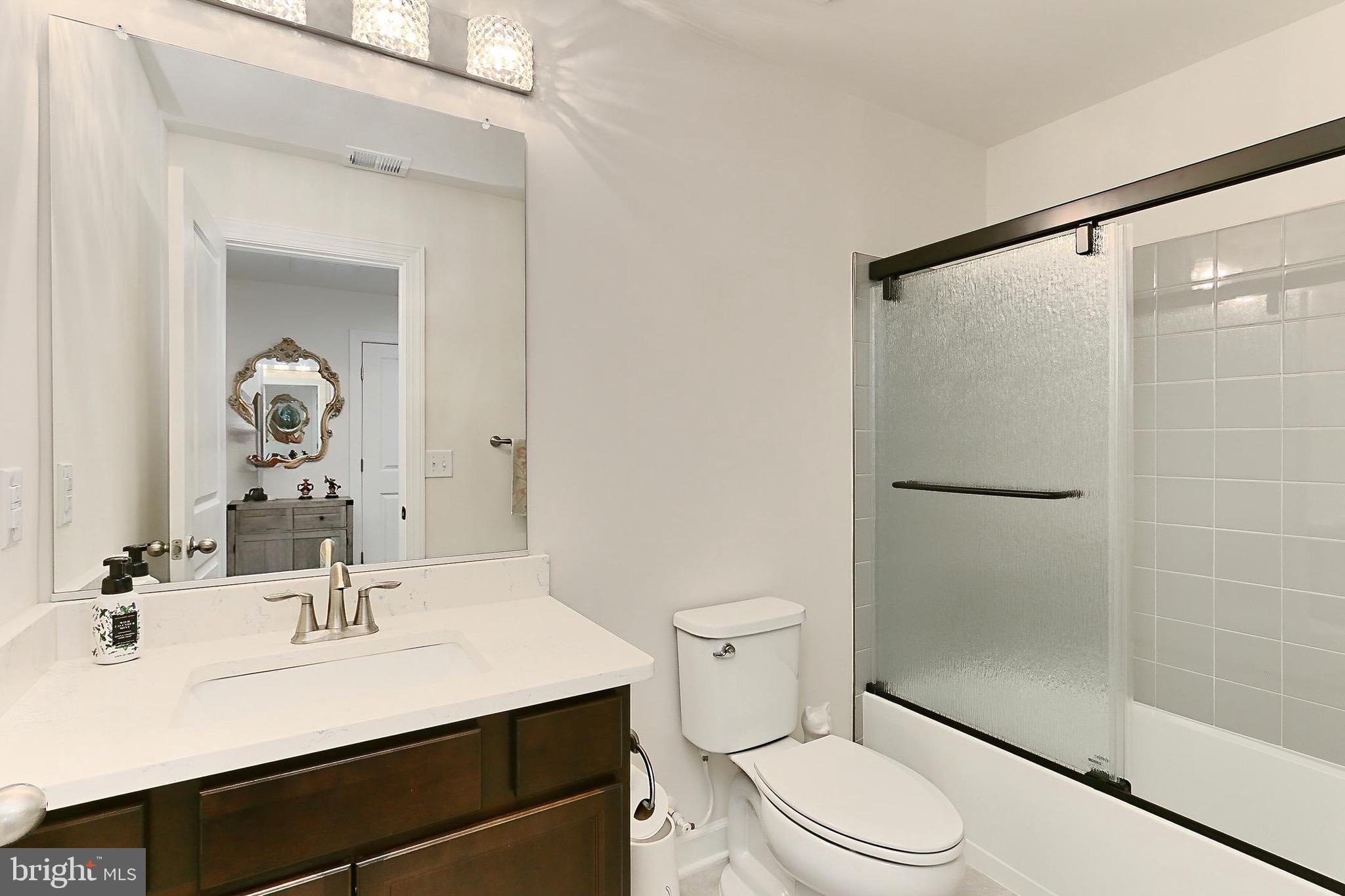 THE TOWNS AT PENDER OAKS - Residential