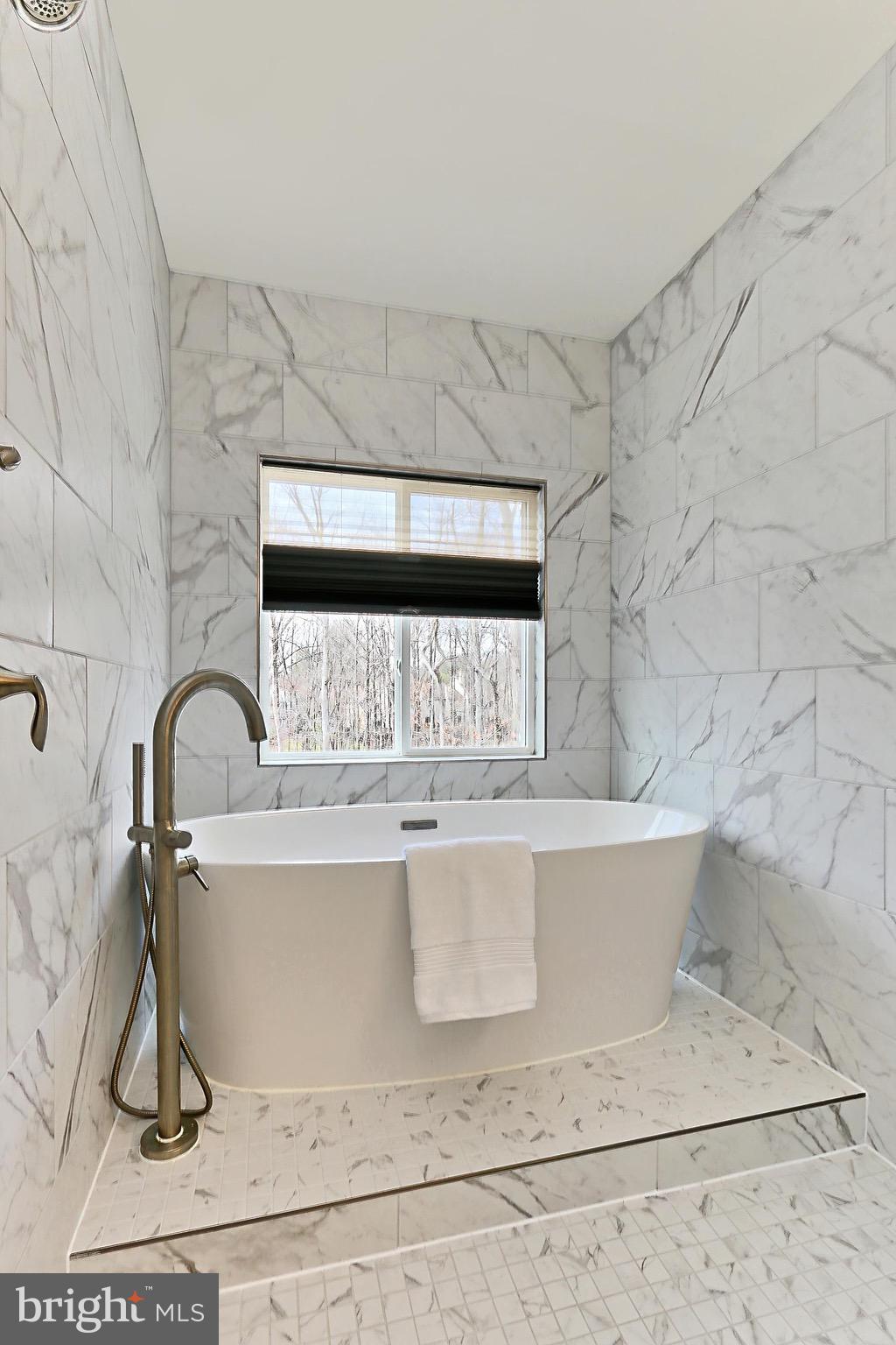 THE TOWNS AT PENDER OAKS - Residential