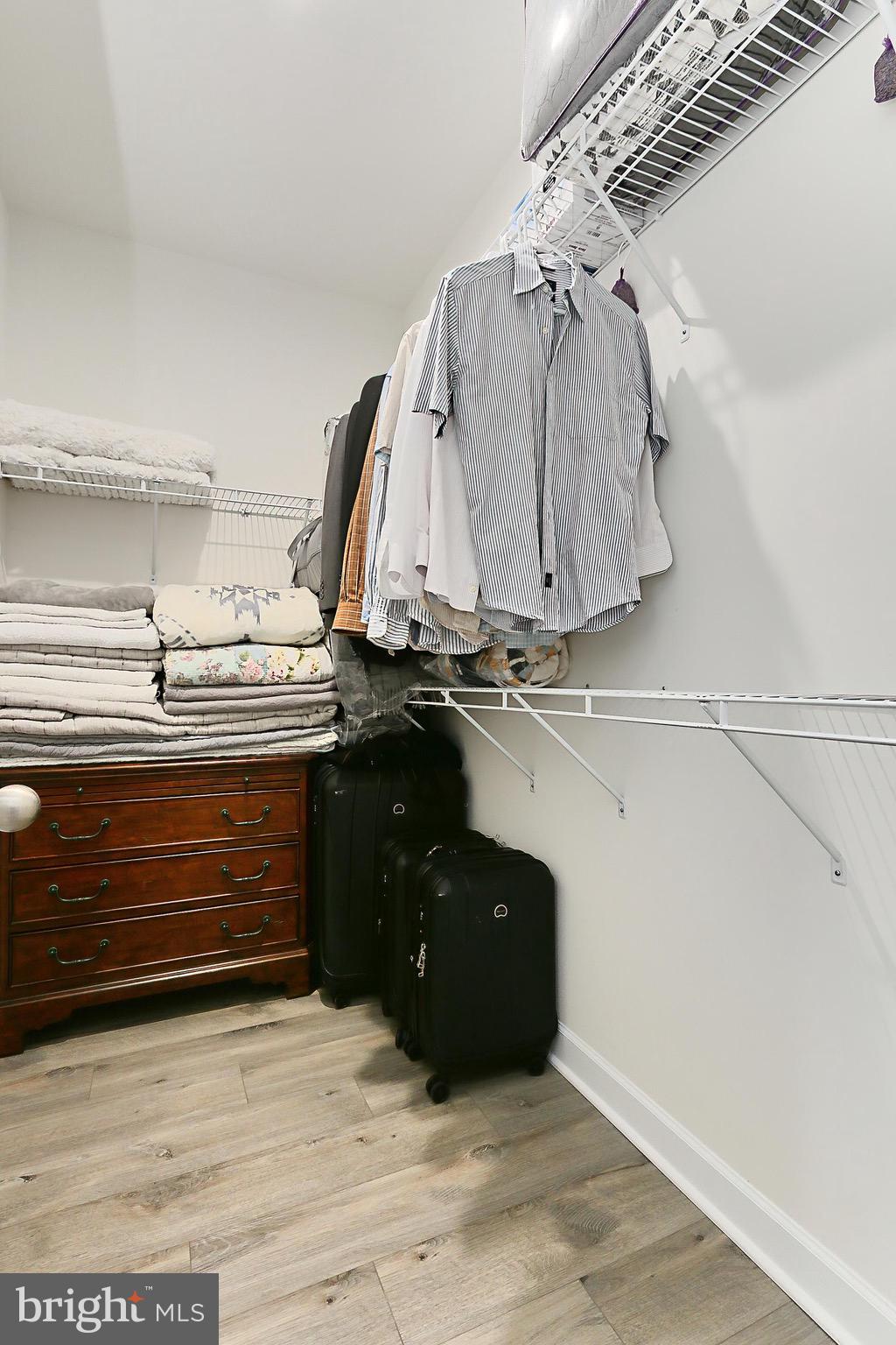 THE TOWNS AT PENDER OAKS - Residential