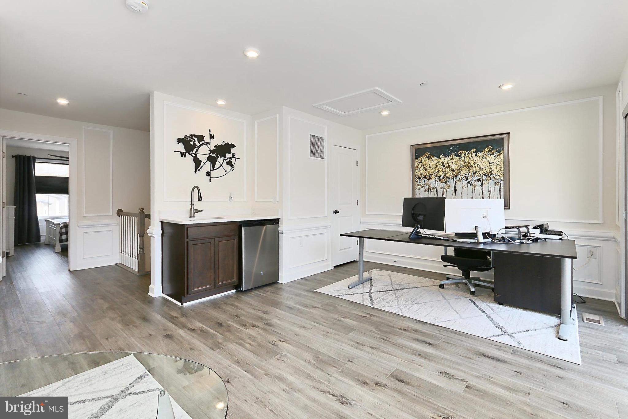 THE TOWNS AT PENDER OAKS - Residential