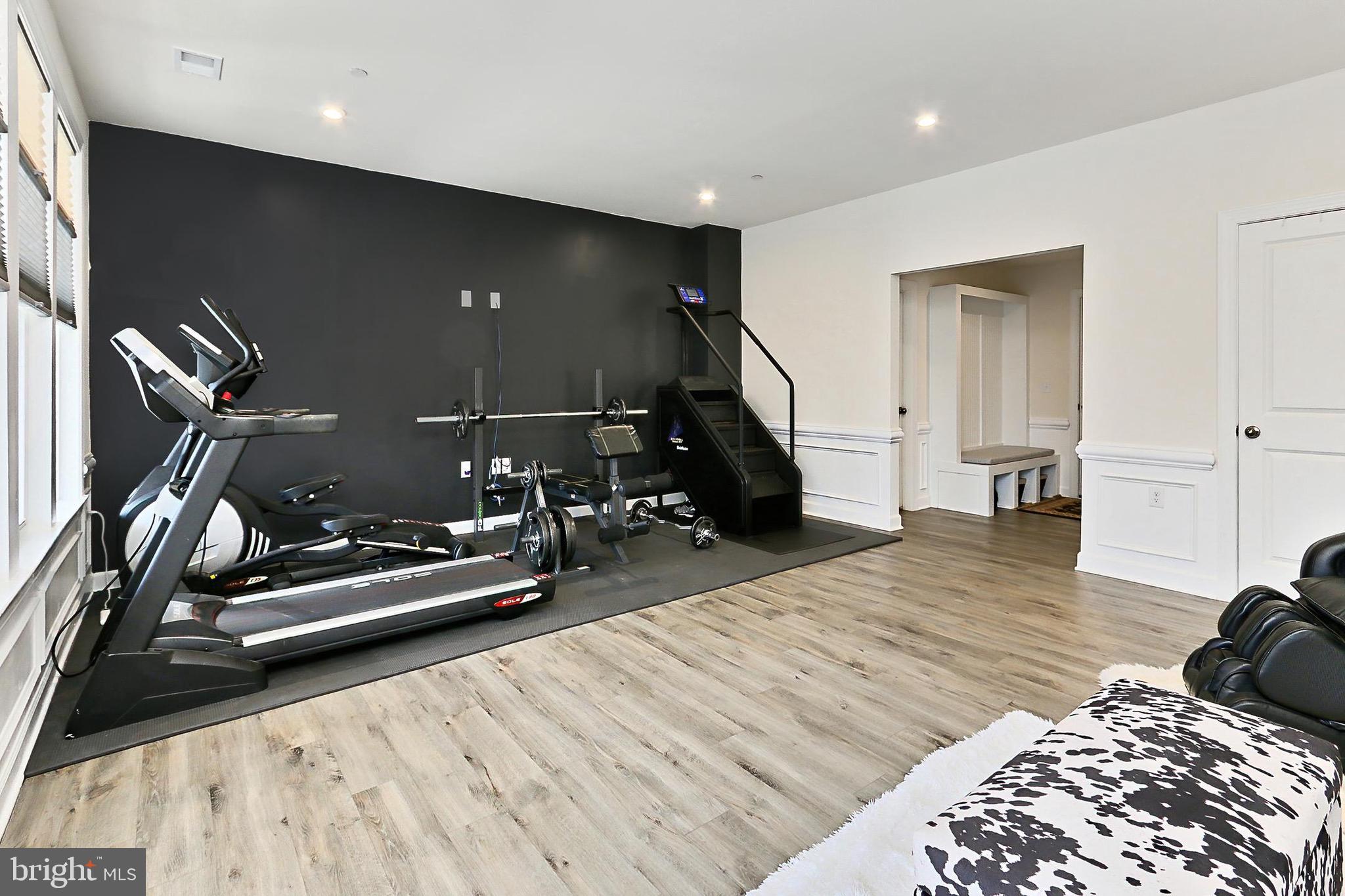 THE TOWNS AT PENDER OAKS - Residential