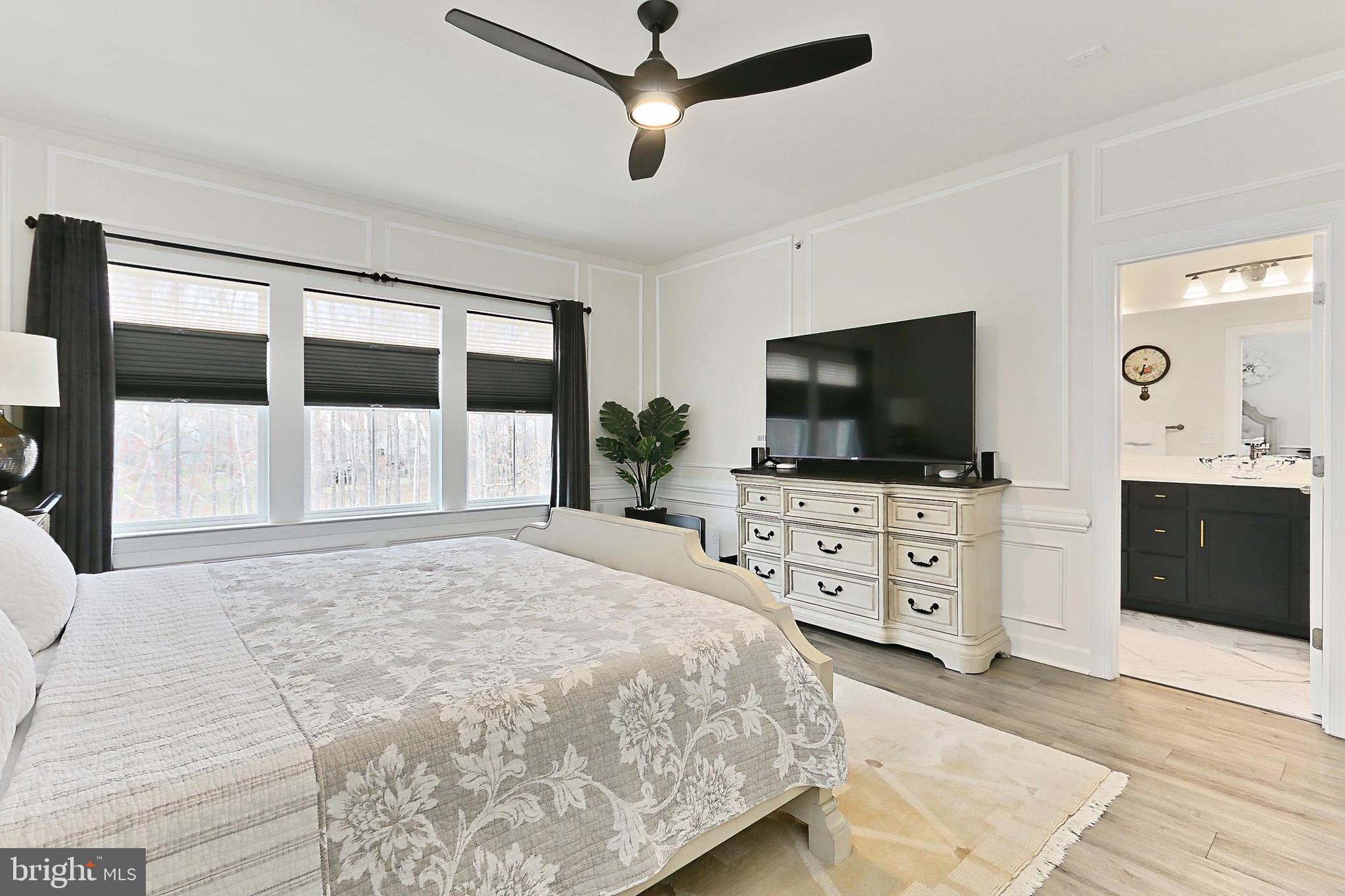 THE TOWNS AT PENDER OAKS - Residential