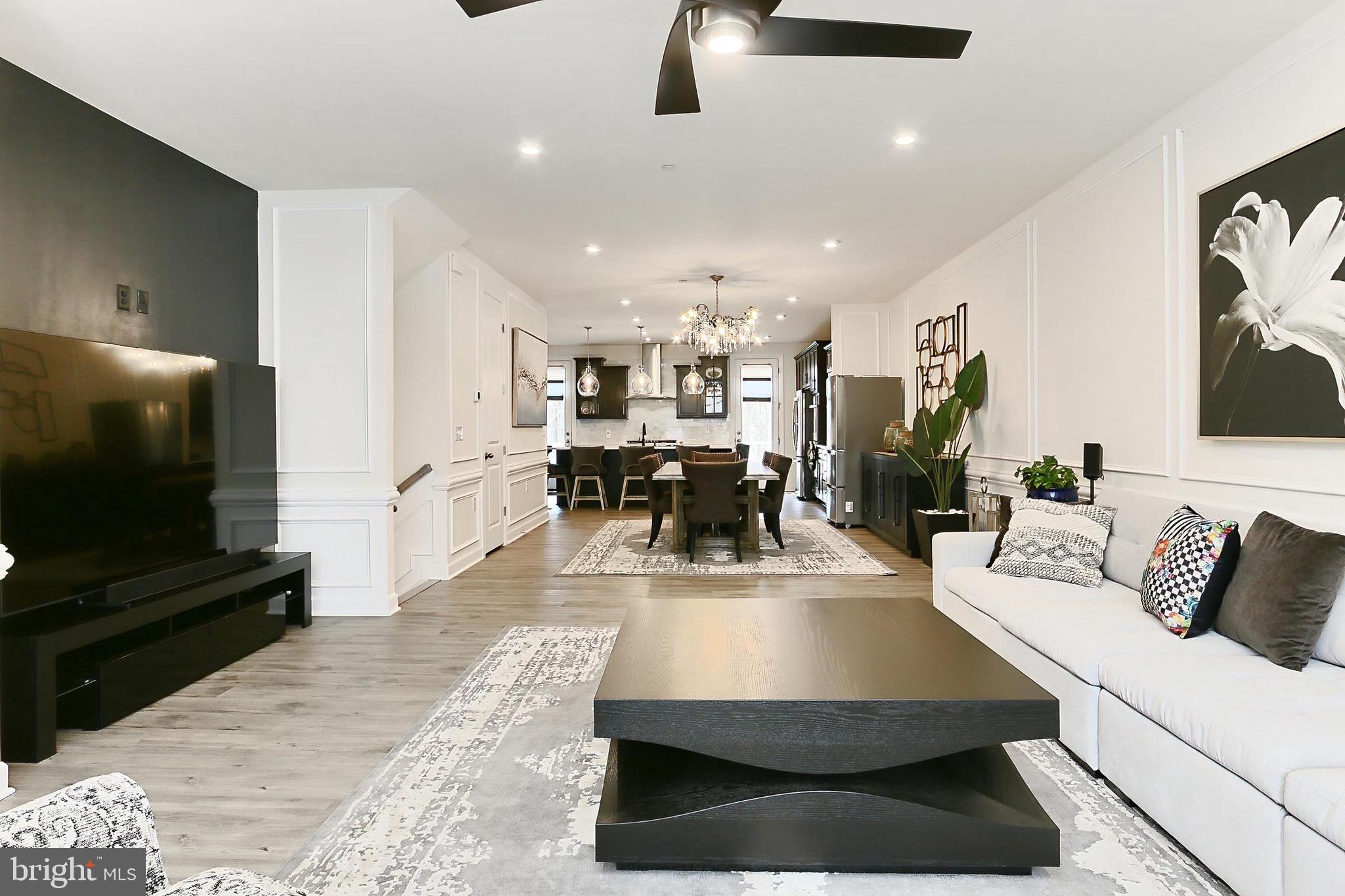 THE TOWNS AT PENDER OAKS - Residential