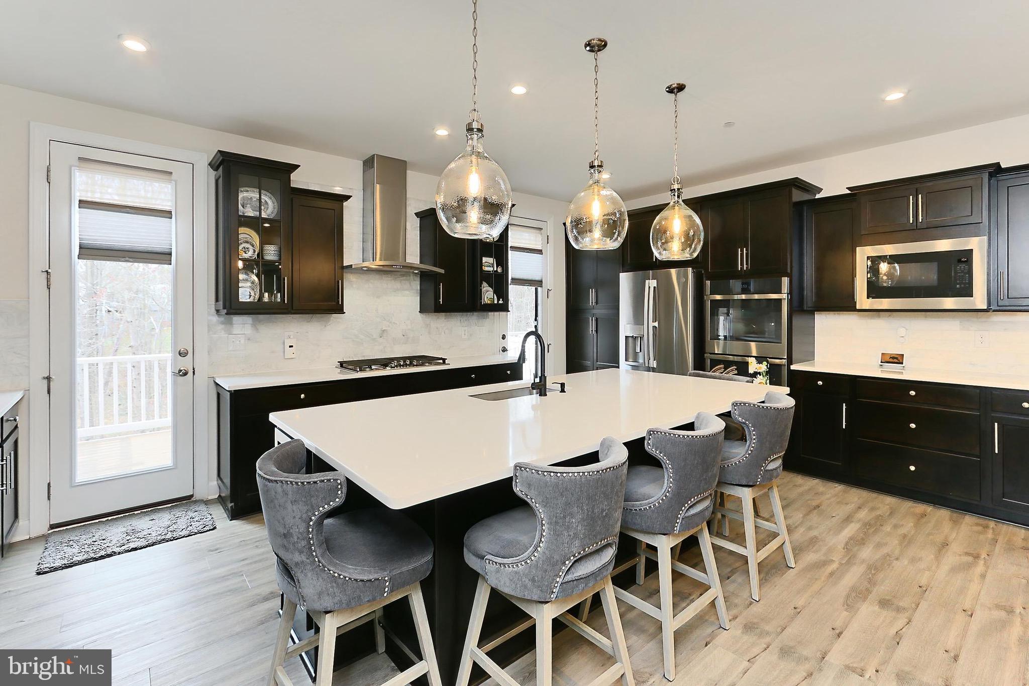 THE TOWNS AT PENDER OAKS - Residential