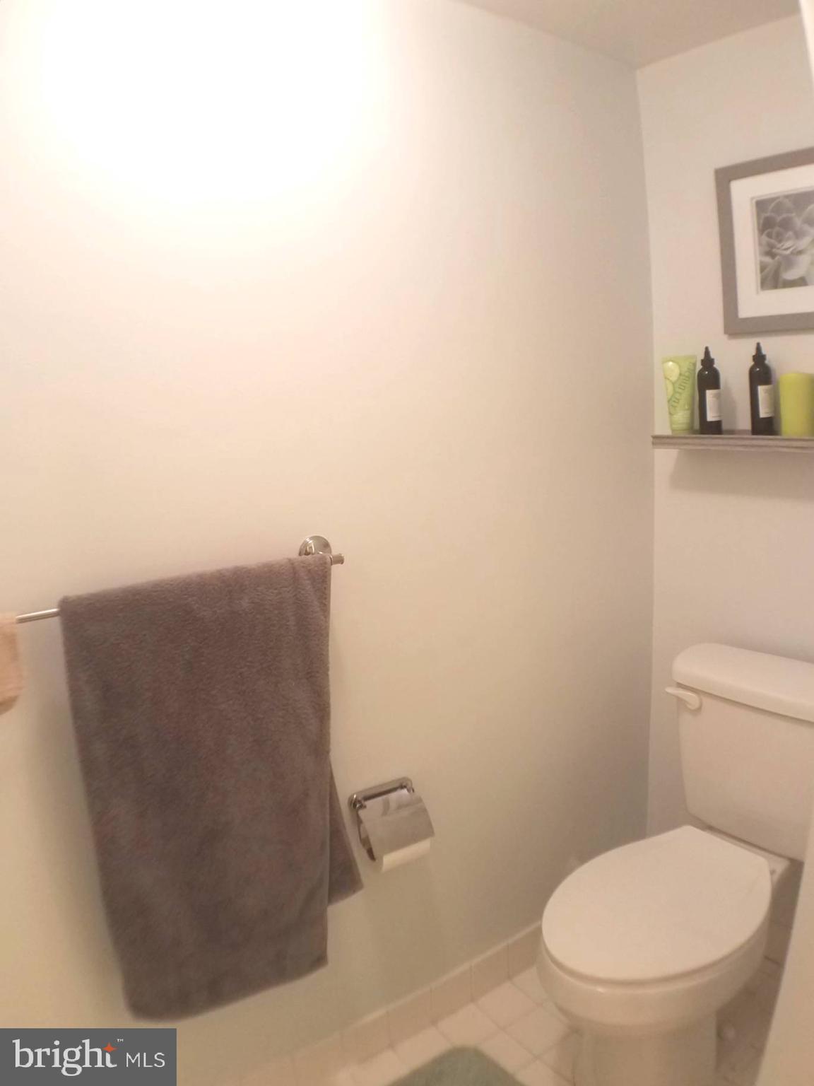 GREEN TREE SUMMIT - Residential Lease