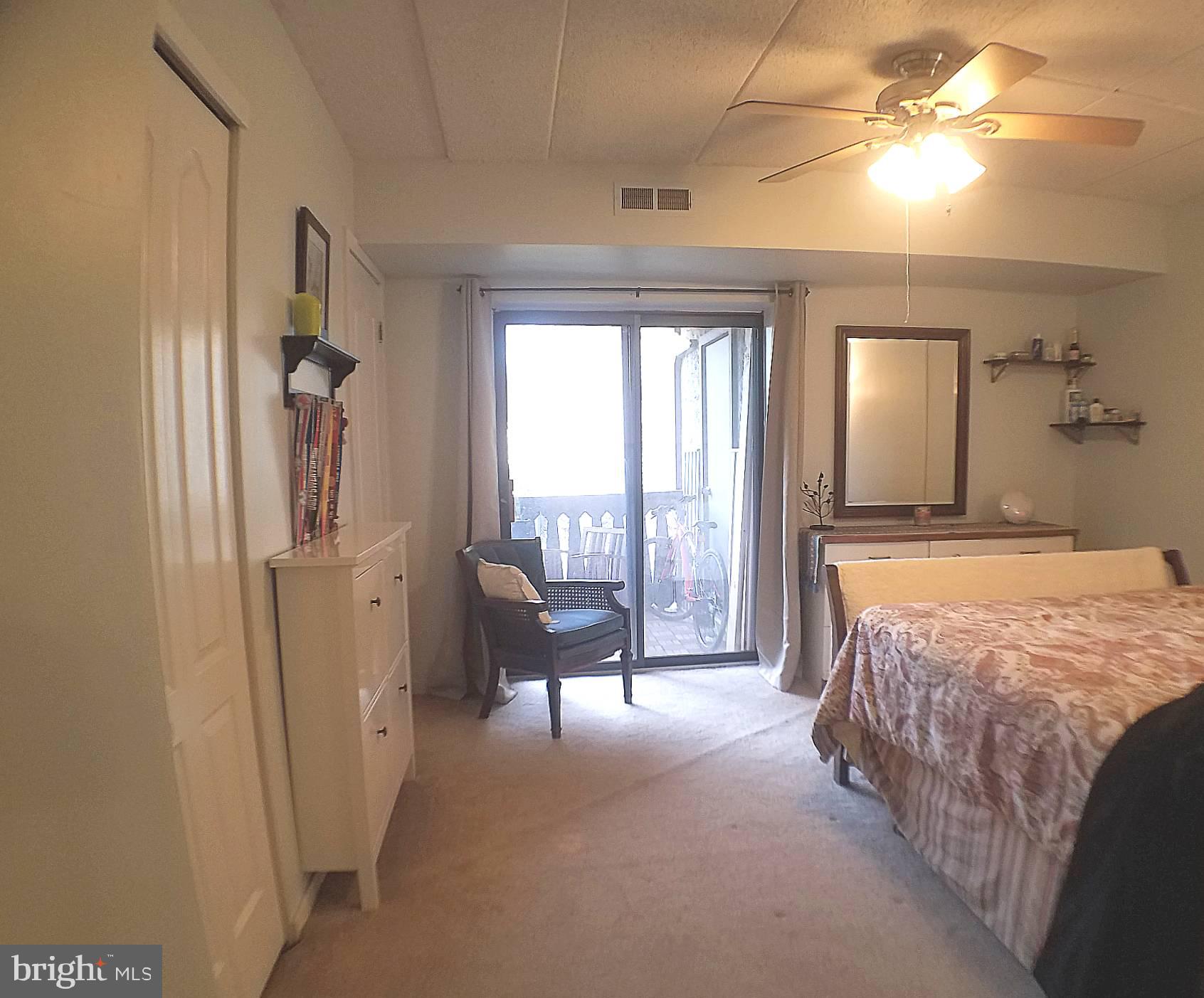 GREEN TREE SUMMIT - Residential Lease