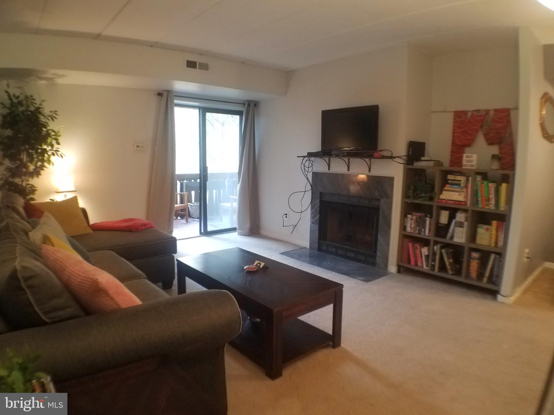 GREEN TREE SUMMIT - Residential Lease