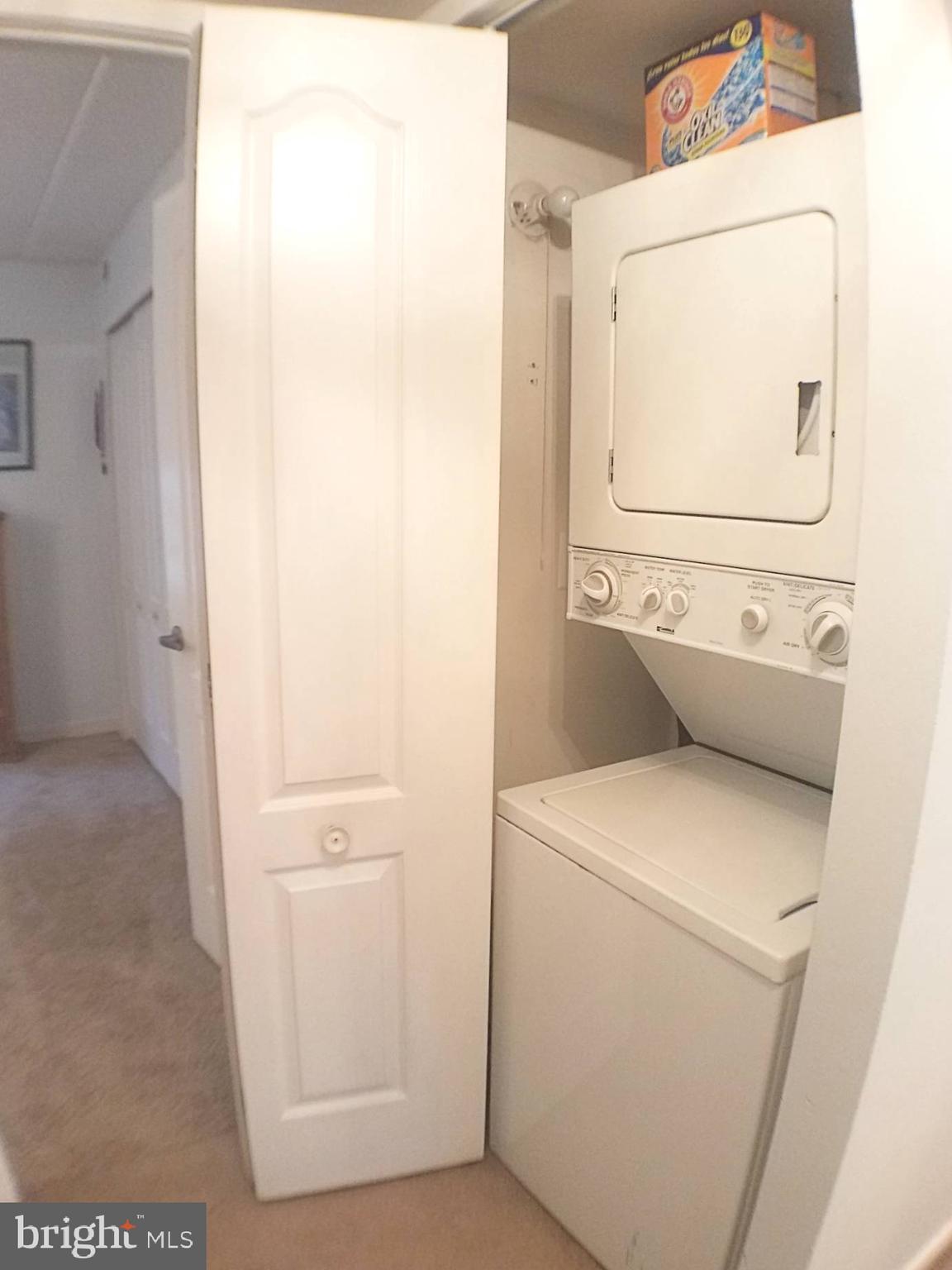 GREEN TREE SUMMIT - Residential Lease