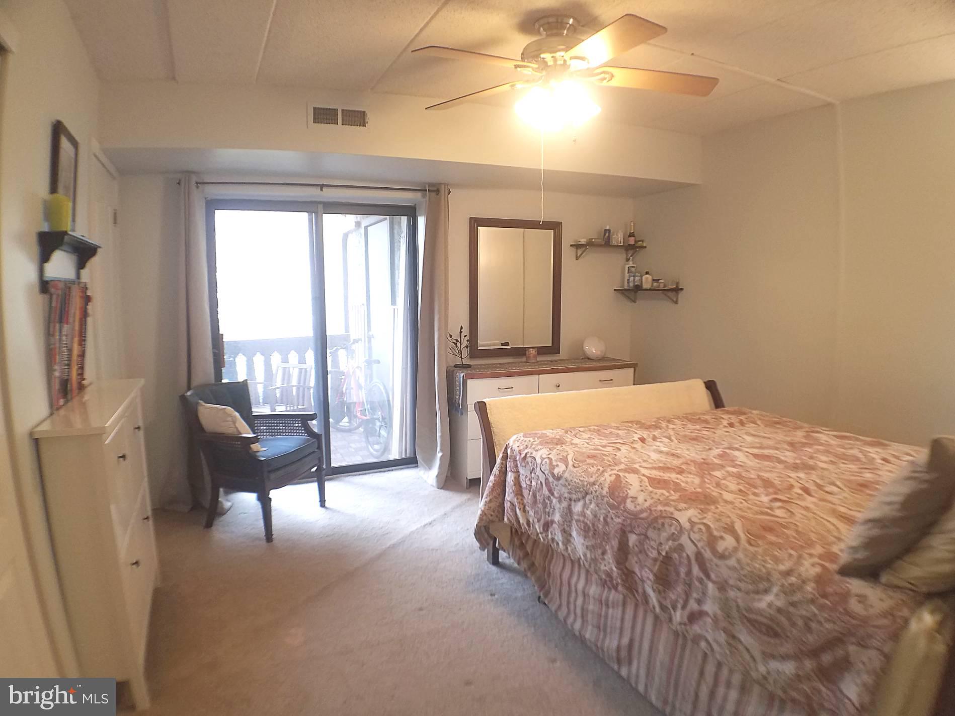 GREEN TREE SUMMIT - Residential Lease