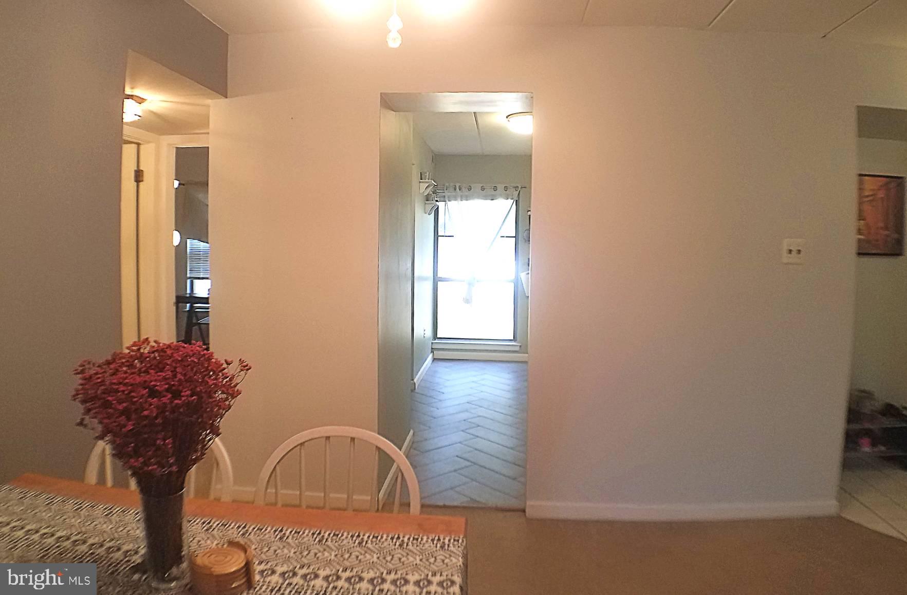 GREEN TREE SUMMIT - Residential Lease