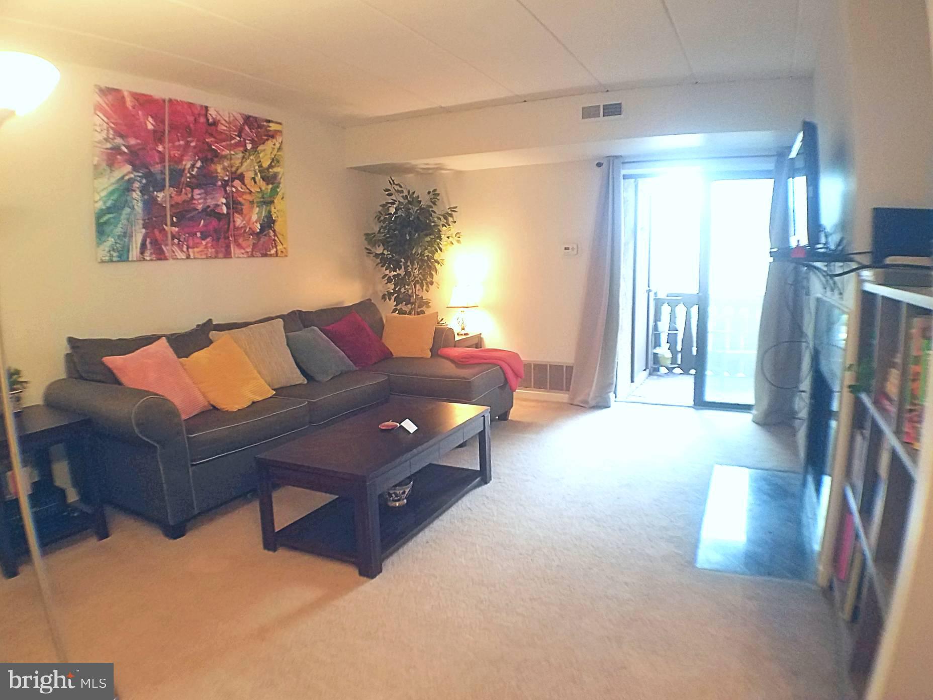 GREEN TREE SUMMIT - Residential Lease