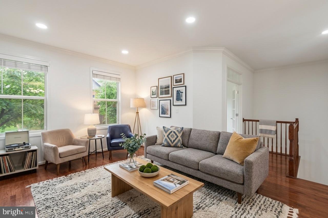 42567 DREAMWEAVER DRIVE
