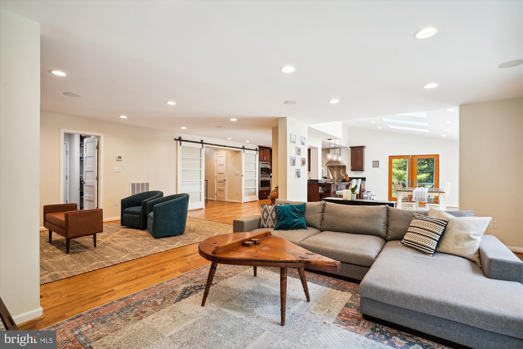 10408 HUNTER RIDGE DRIVE