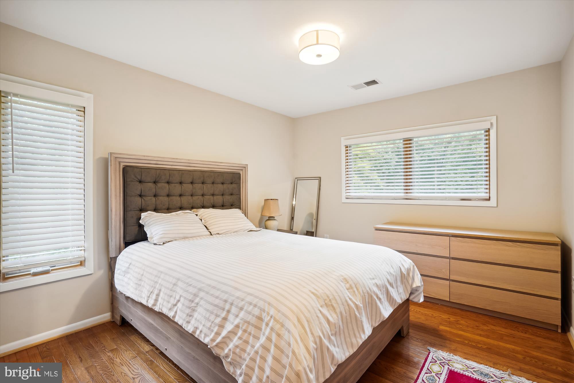 RIDGECREST HEIGHTS - Residential Lease