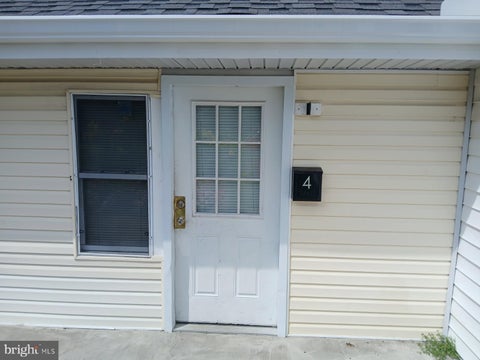 Homes For Rent - 350 Lakehurst Road #4<br/> BROWNS MILLS, NJ 08015