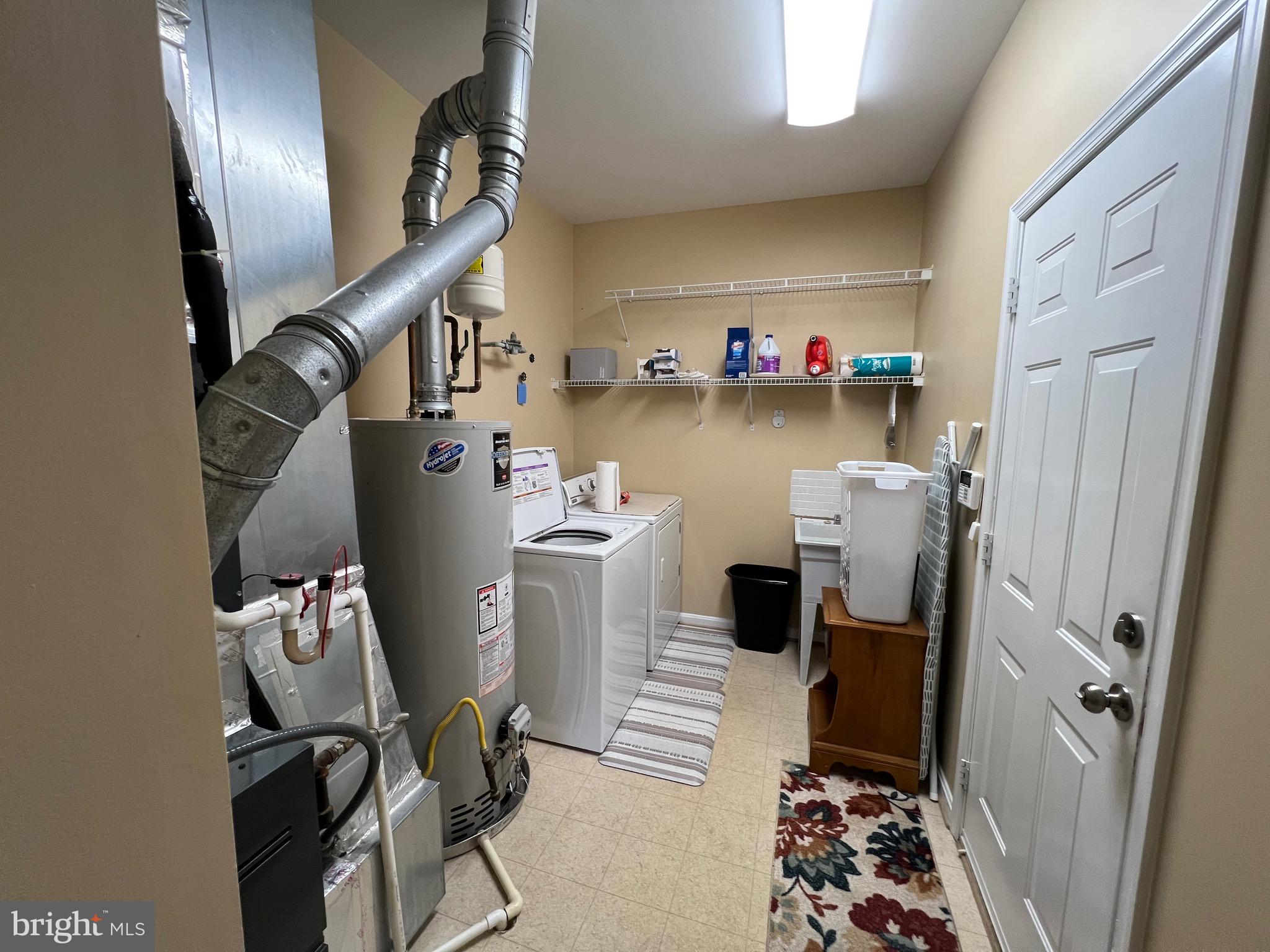 SALEM FIELDS - Residential Lease