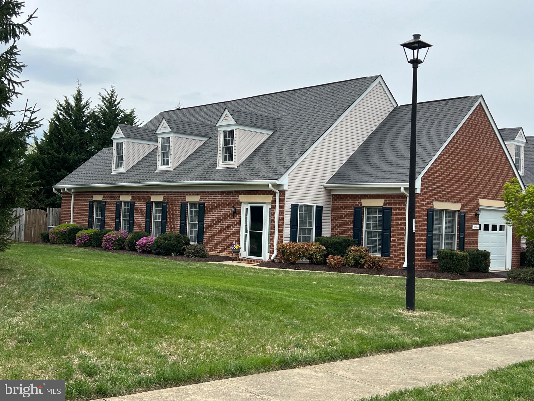 SALEM FIELDS - Residential Lease