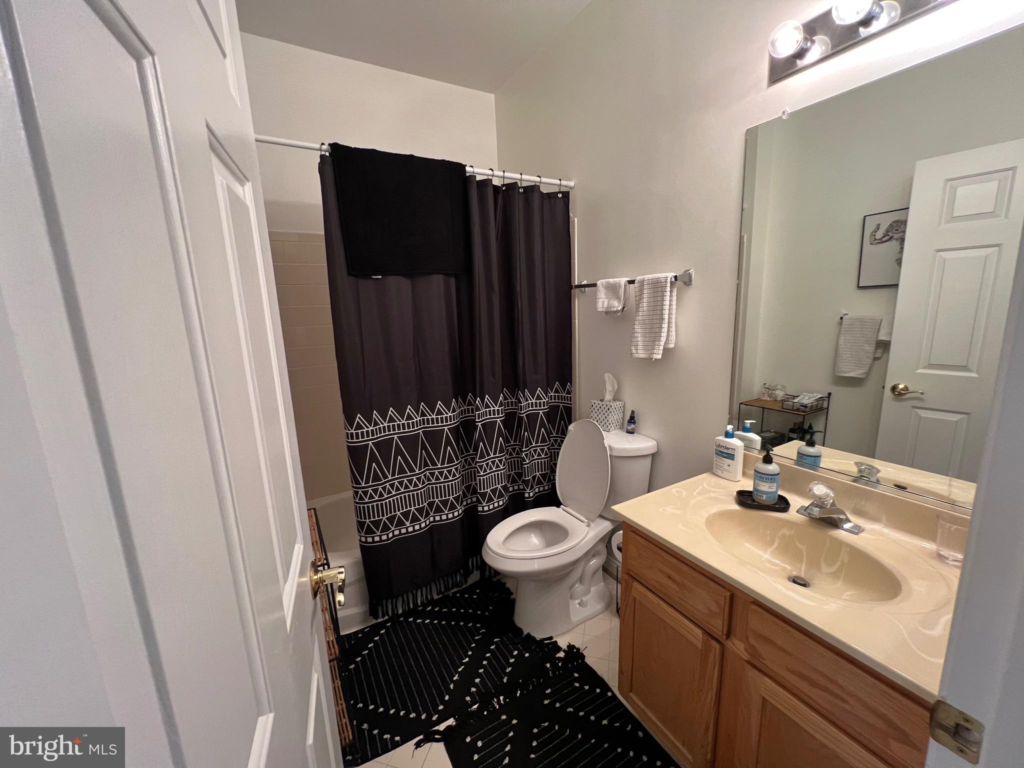 SALEM FIELDS - Residential Lease