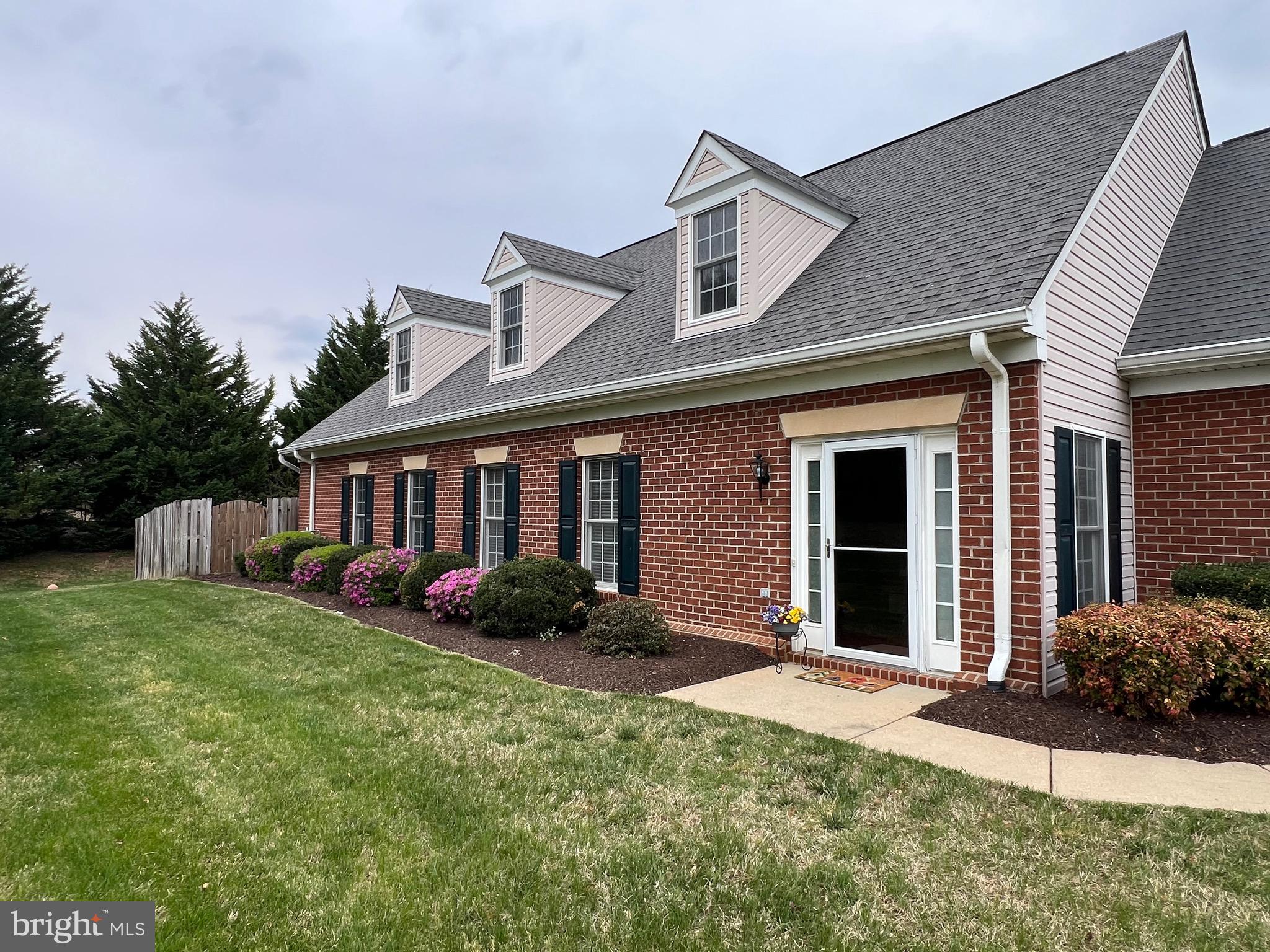 SALEM FIELDS - Residential Lease