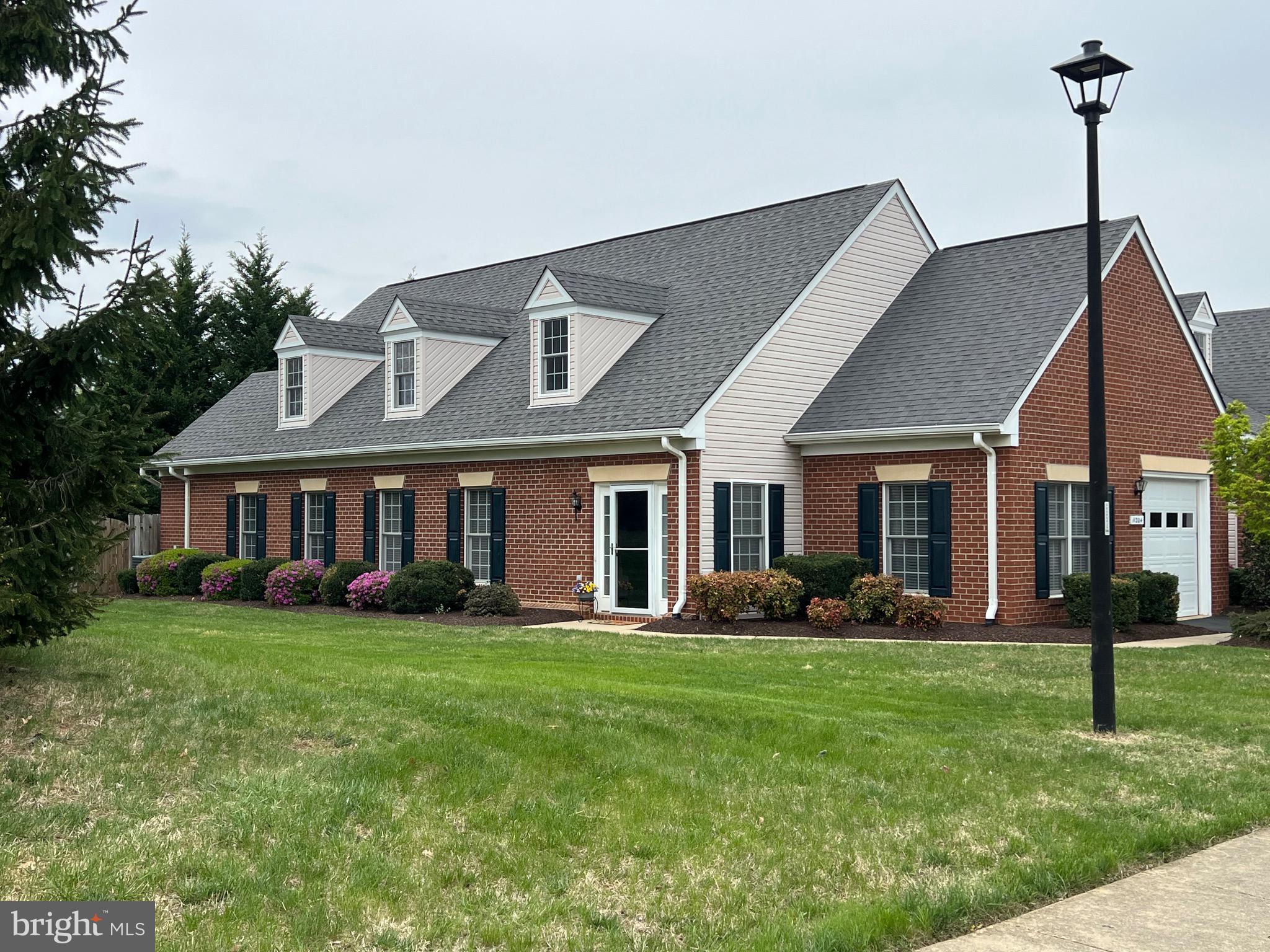 SALEM FIELDS - Residential Lease