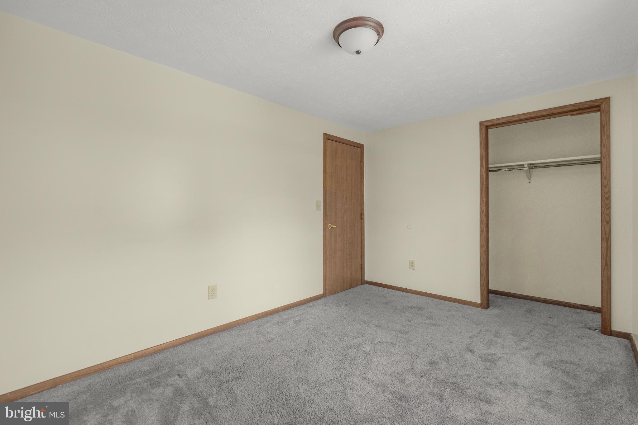 BRETON BAY - Residential Lease