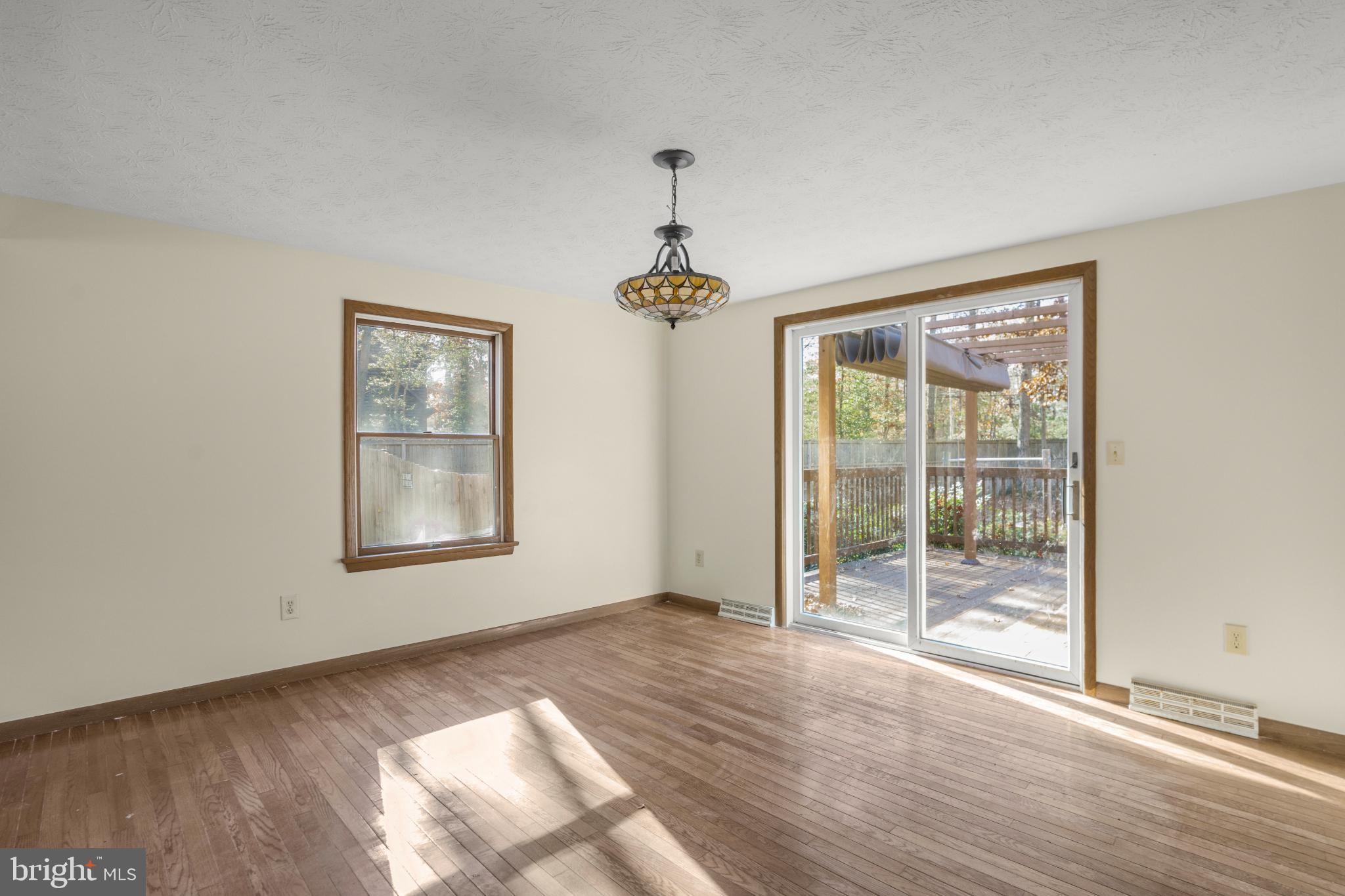 BRETON BAY - Residential Lease