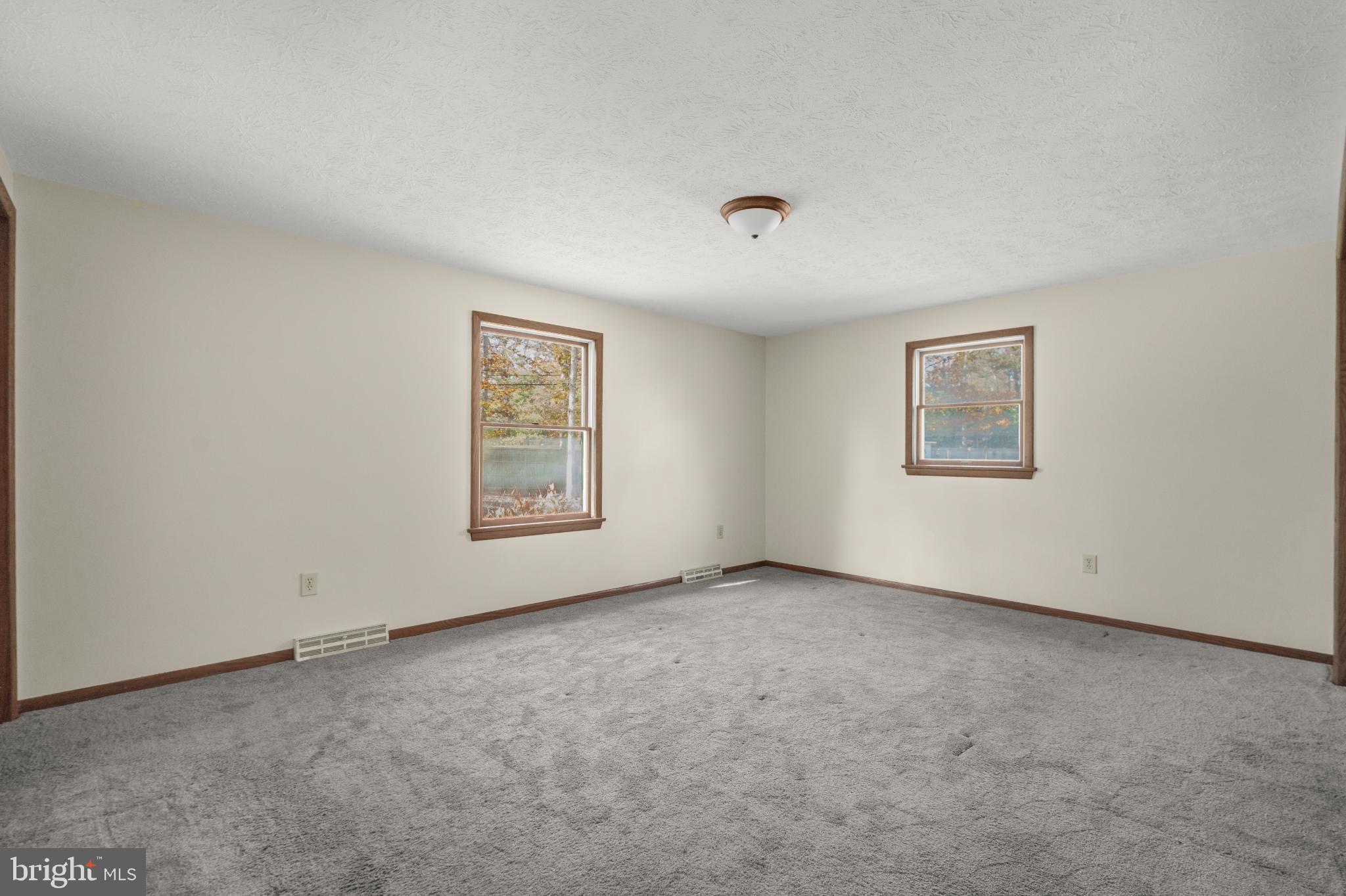 BRETON BAY - Residential Lease